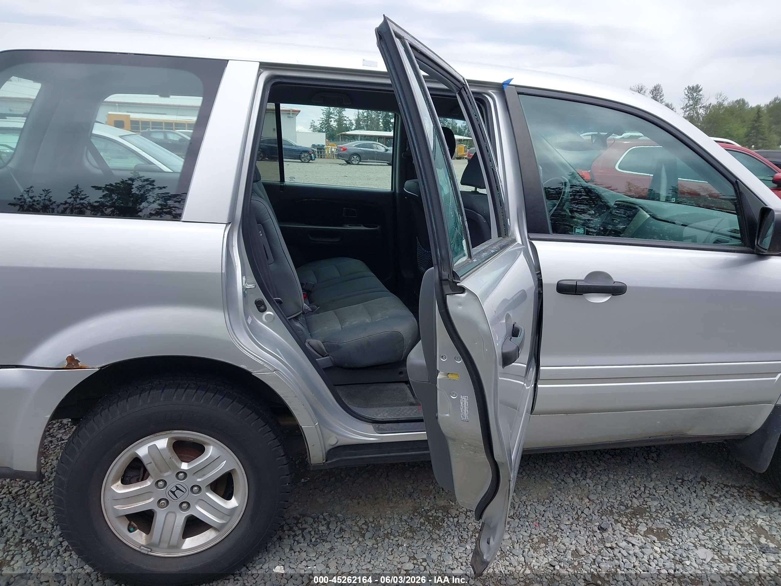 2006 Honda Pilot Lx Silver vin: 2HKYF18126H538618