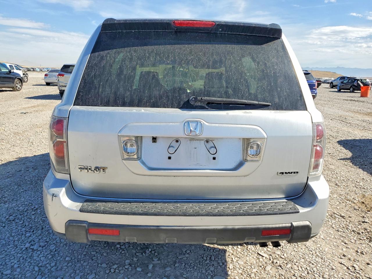 2007 Honda Pilot Lx Silver vin: 2HKYF18137H518864