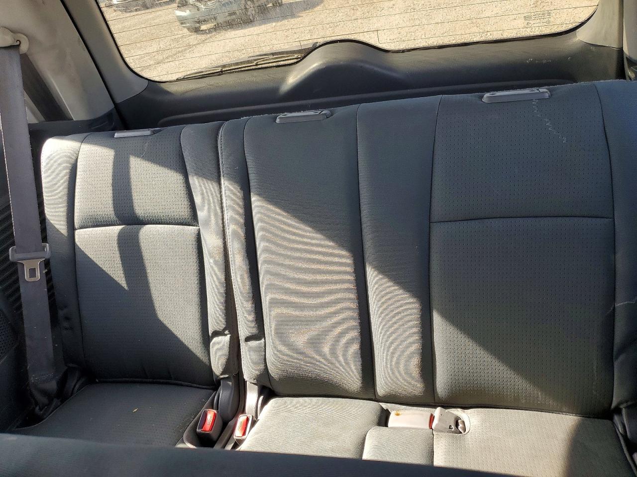 2007 Honda Pilot Lx Silver vin: 2HKYF18137H518864