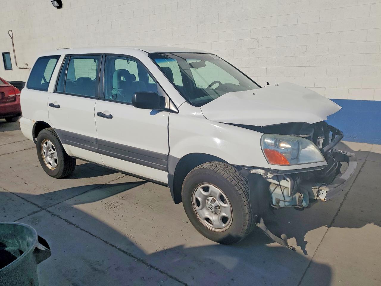 2005 Honda Pilot Lx White vin: 2HKYF18155H571983
