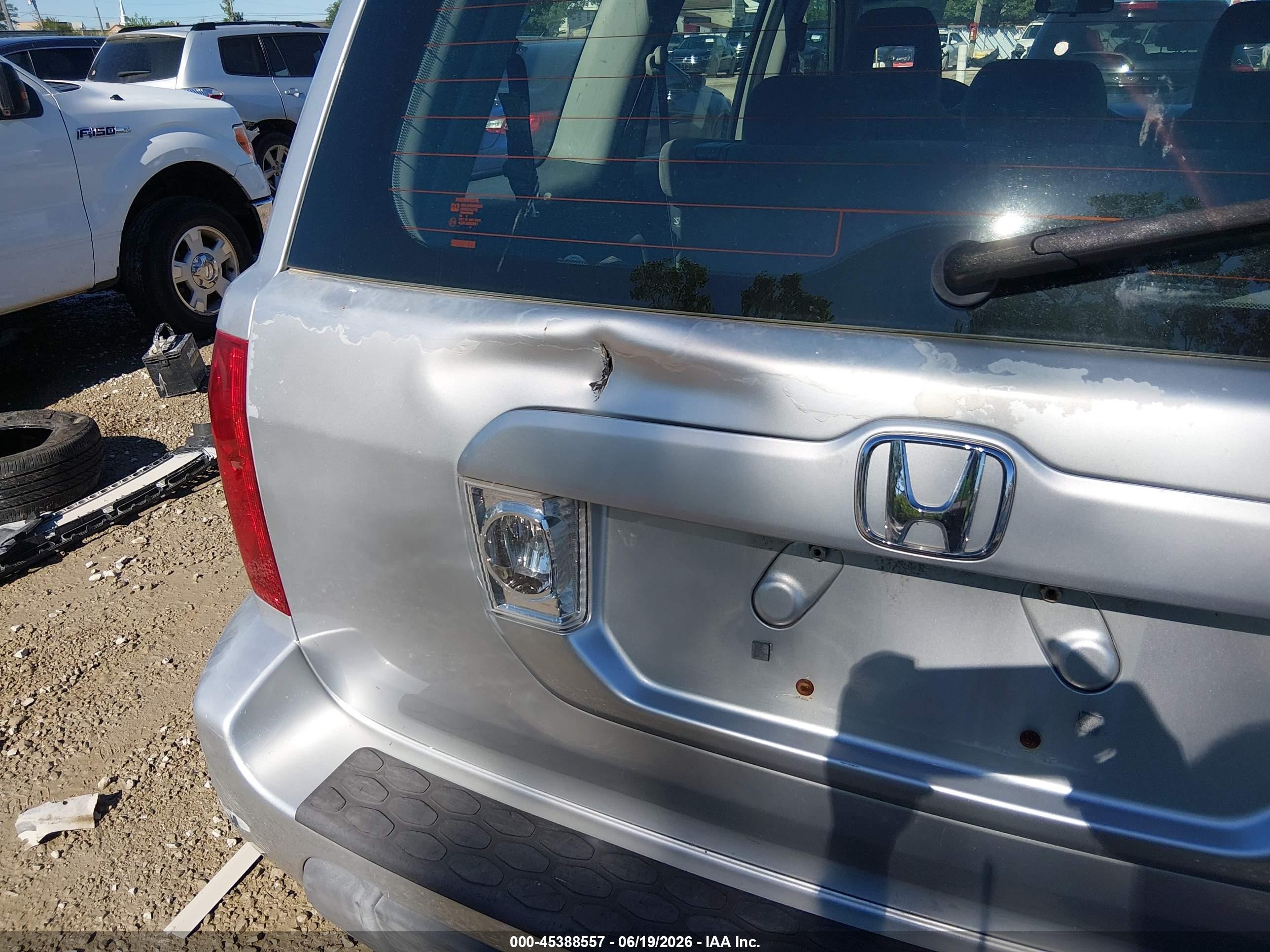 2005 Honda Pilot Lx Silver vin: 2HKYF18175H569054