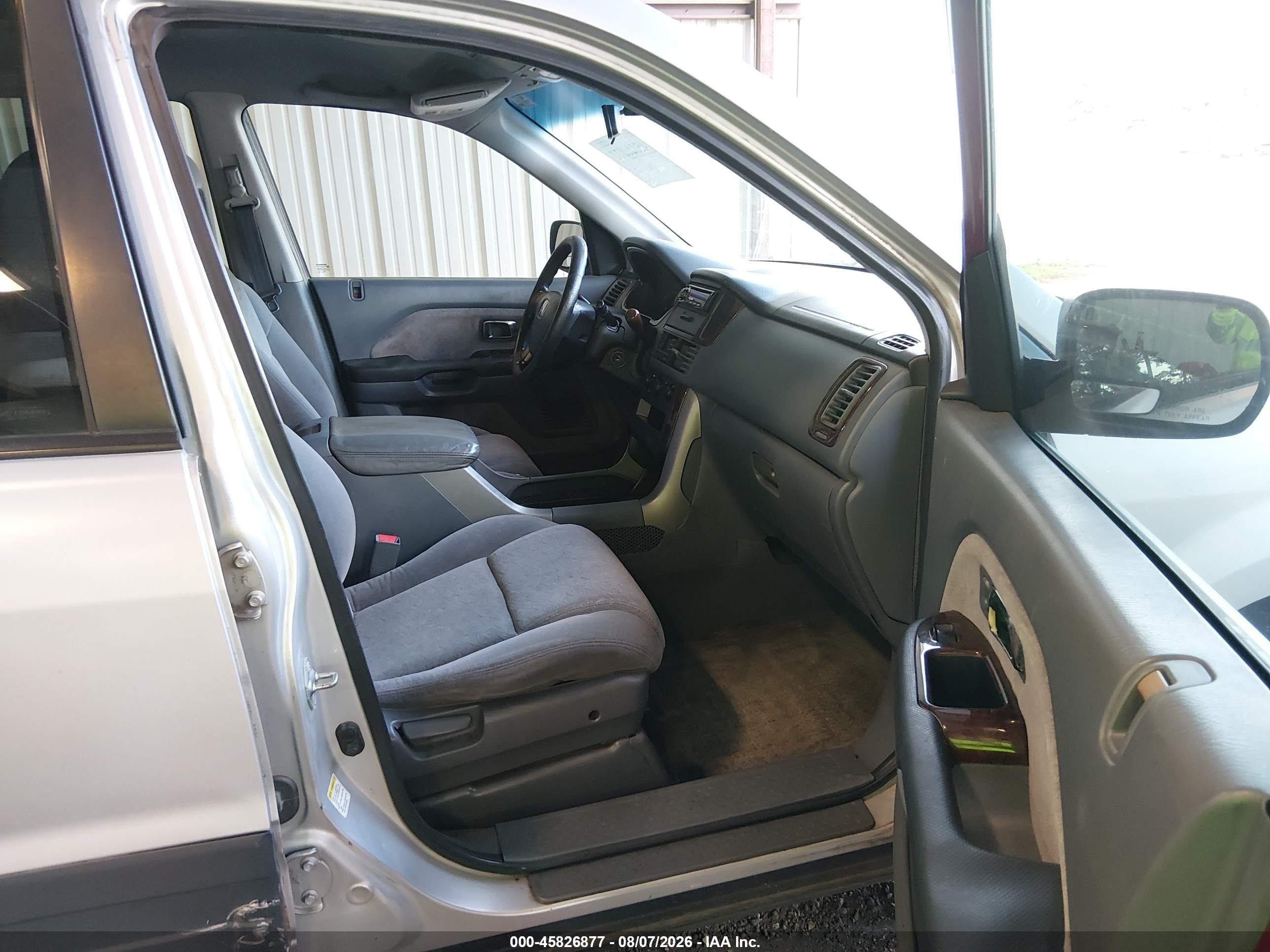 2004 Honda Pilot Lx Silver vin: 2HKYF18184H520783