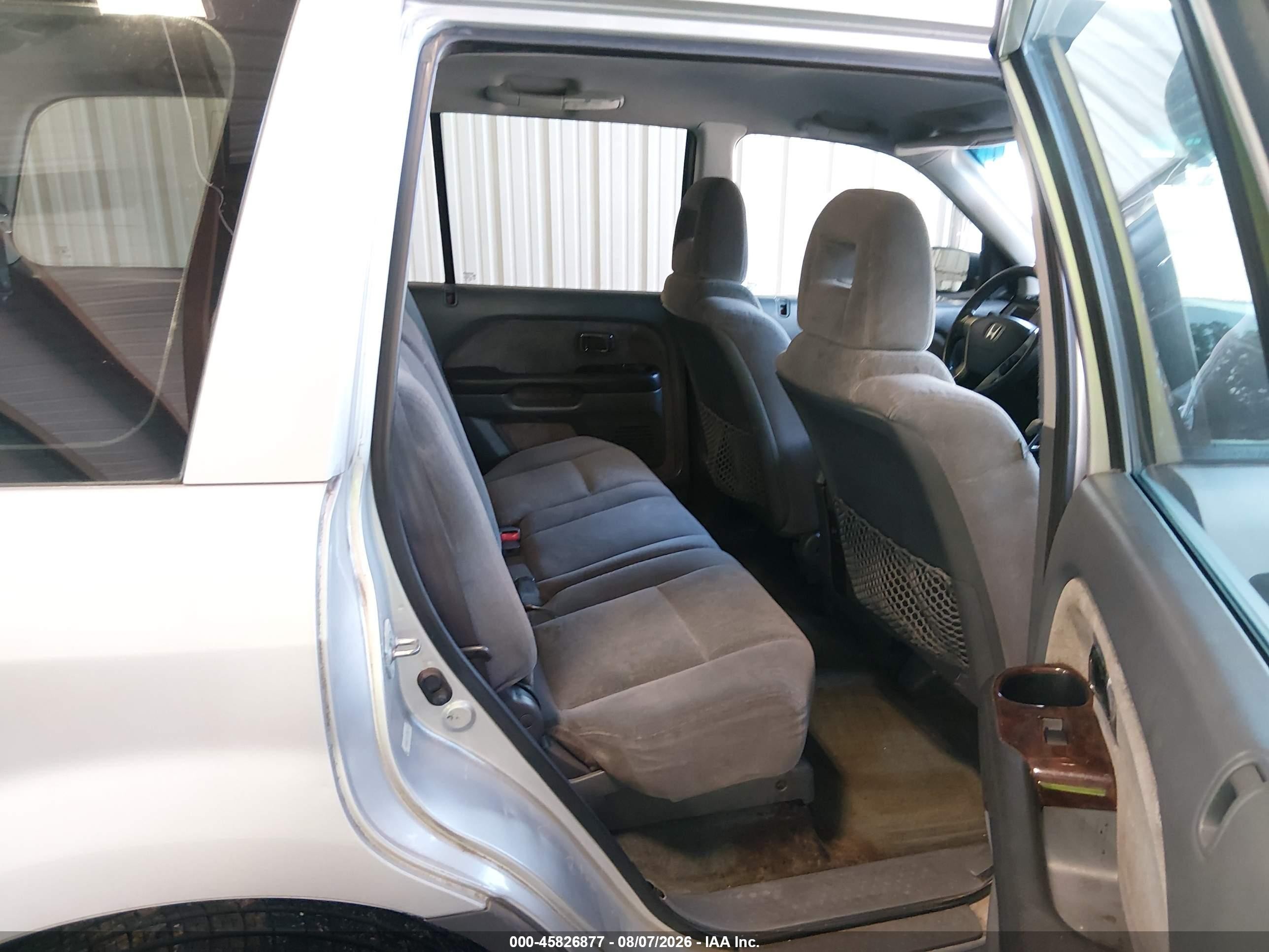 2004 Honda Pilot Lx Silver vin: 2HKYF18184H520783