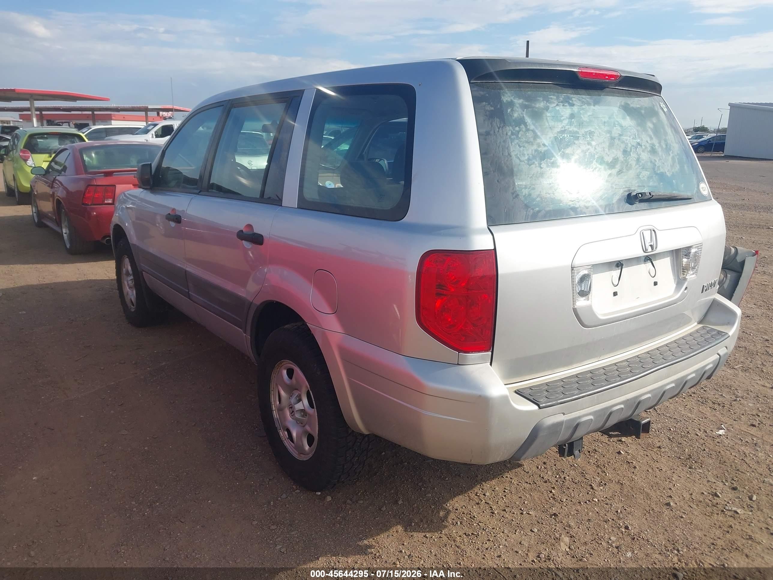 2005 Honda Pilot Lx Silver vin: 2HKYF18185H530778