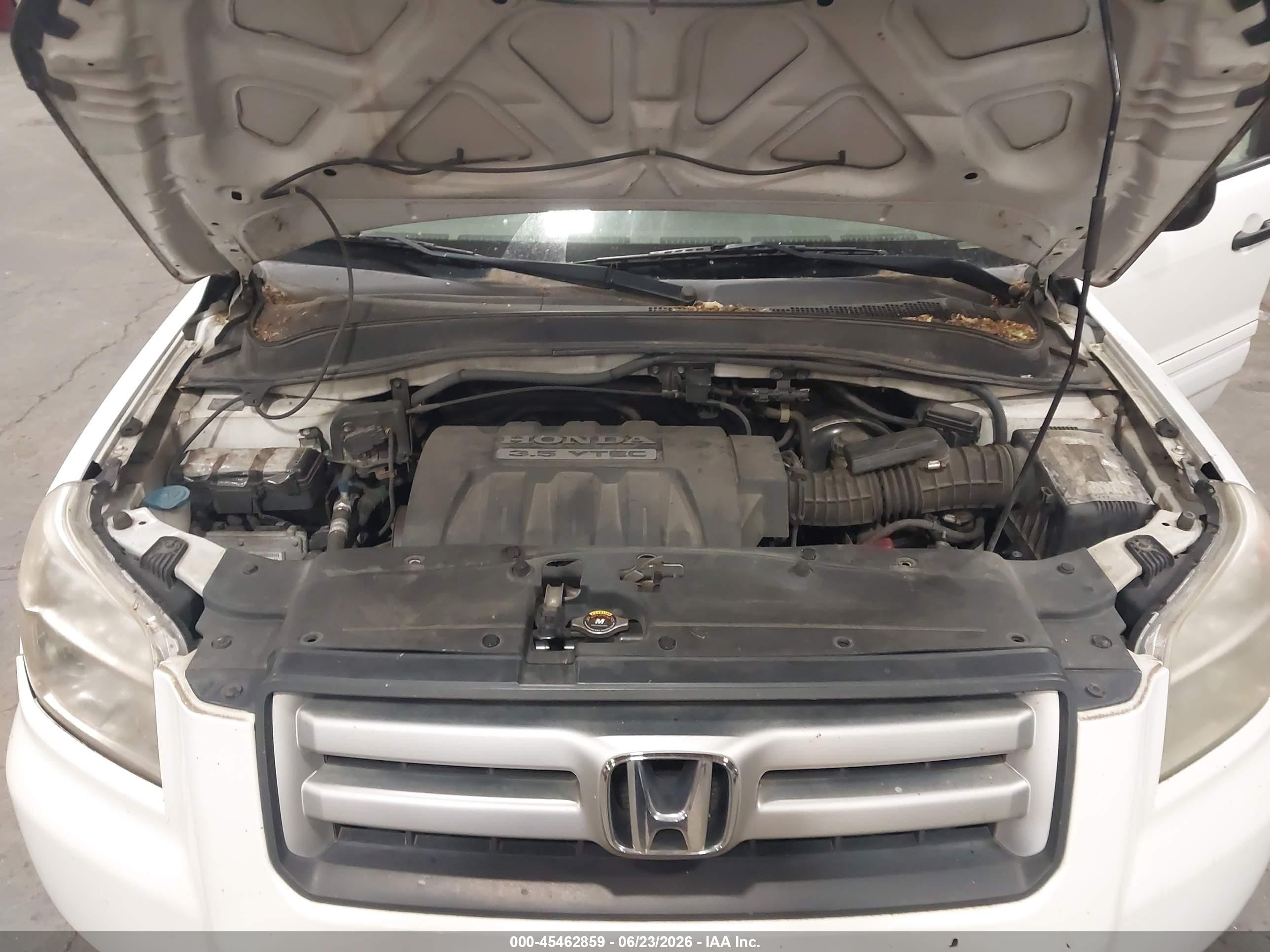 2006 Honda Pilot Lx White vin: 2HKYF18186H554841