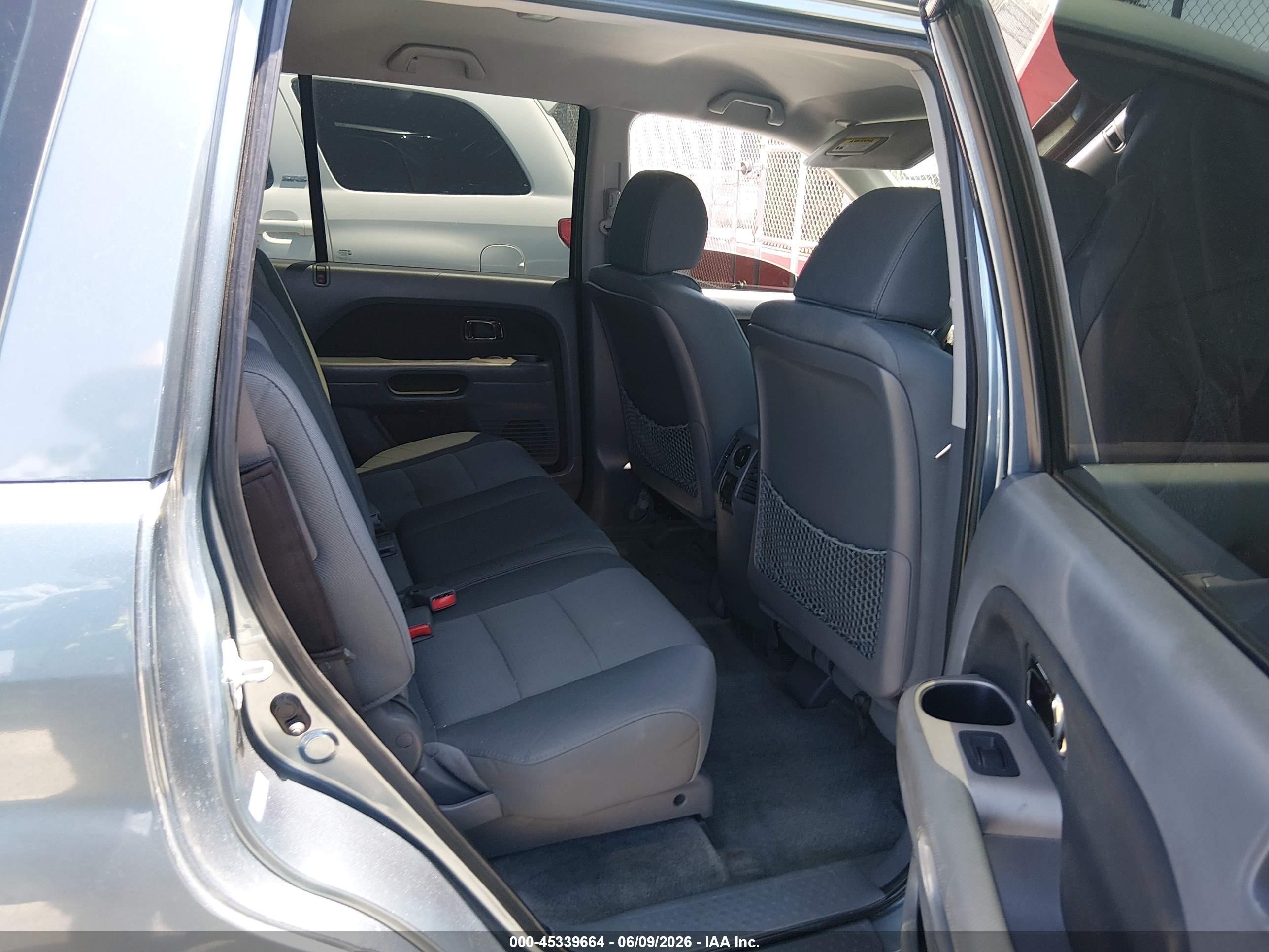 2006 Honda Pilot Lx Blue vin: 2HKYF181X6H562553