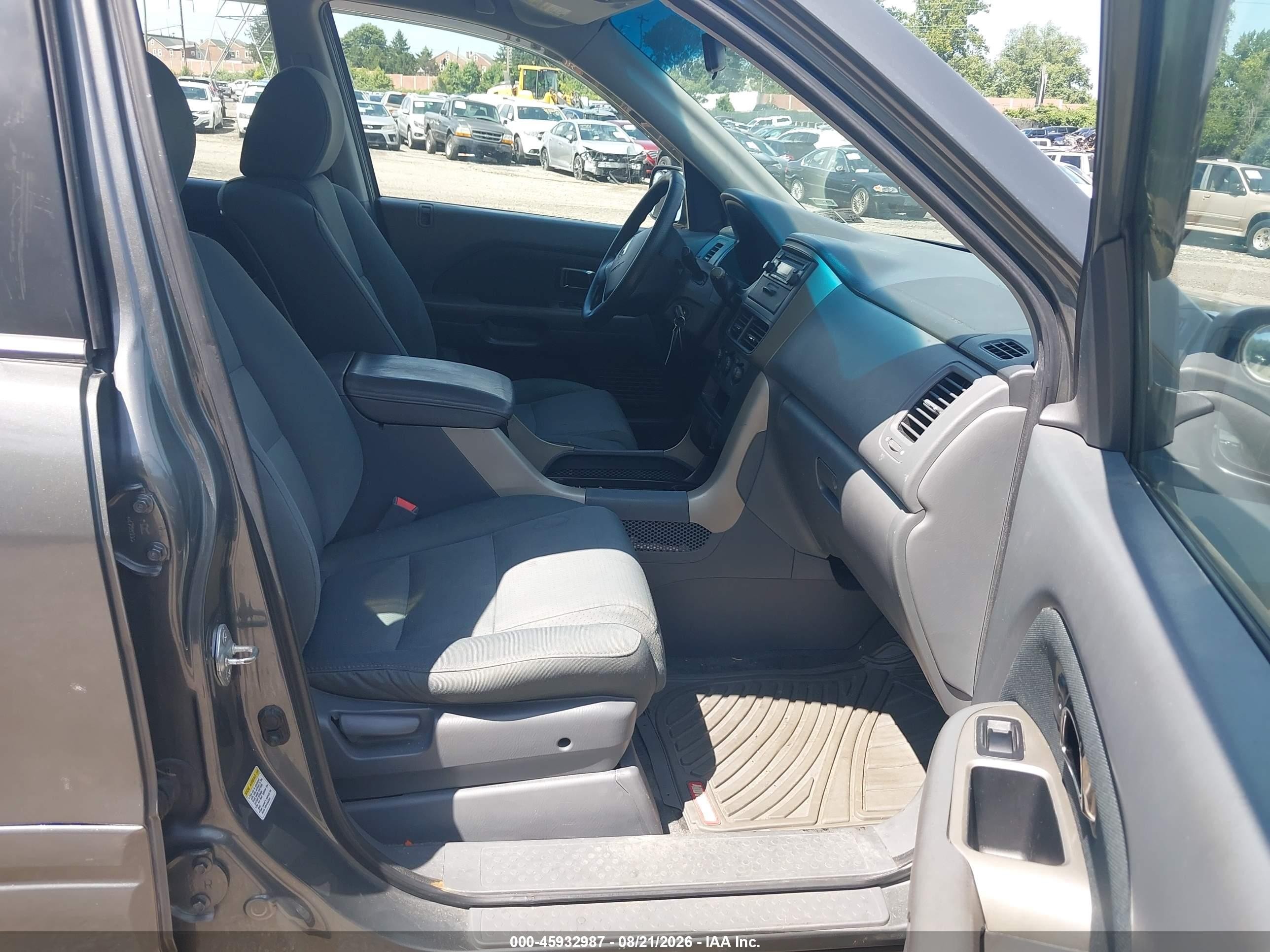 2007 Honda Pilot Lx Gray vin: 2HKYF181X7H540537