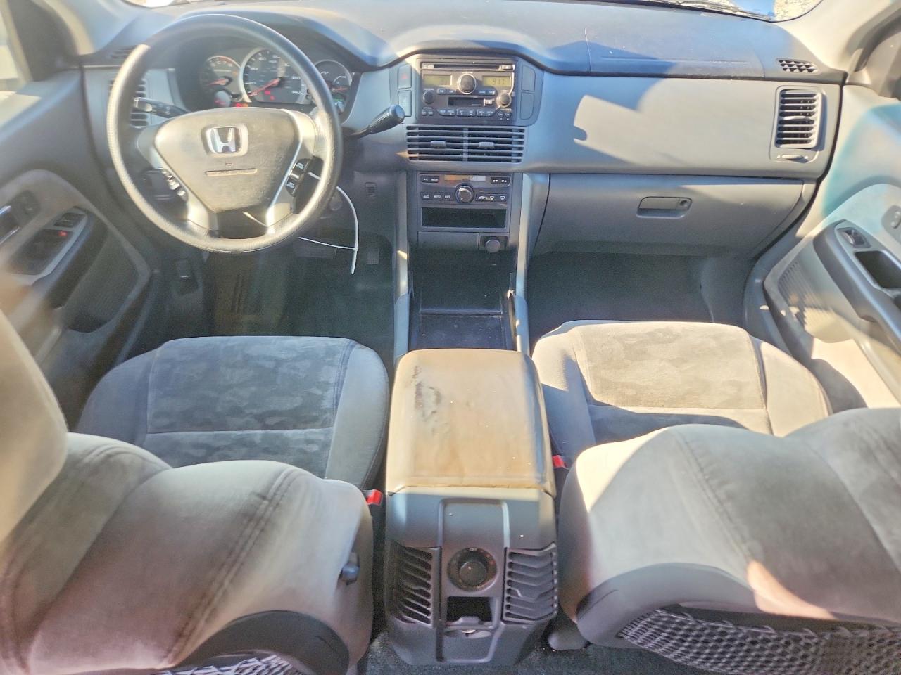 2004 Honda Pilot Ex Silver vin: 2HKYF18404H586920