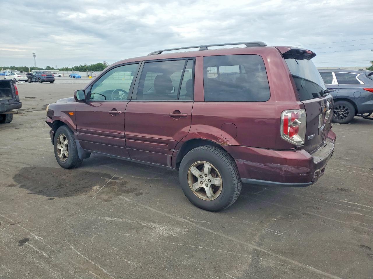 2007 Honda Pilot Ex Burgundy vin: 2HKYF18417H513656