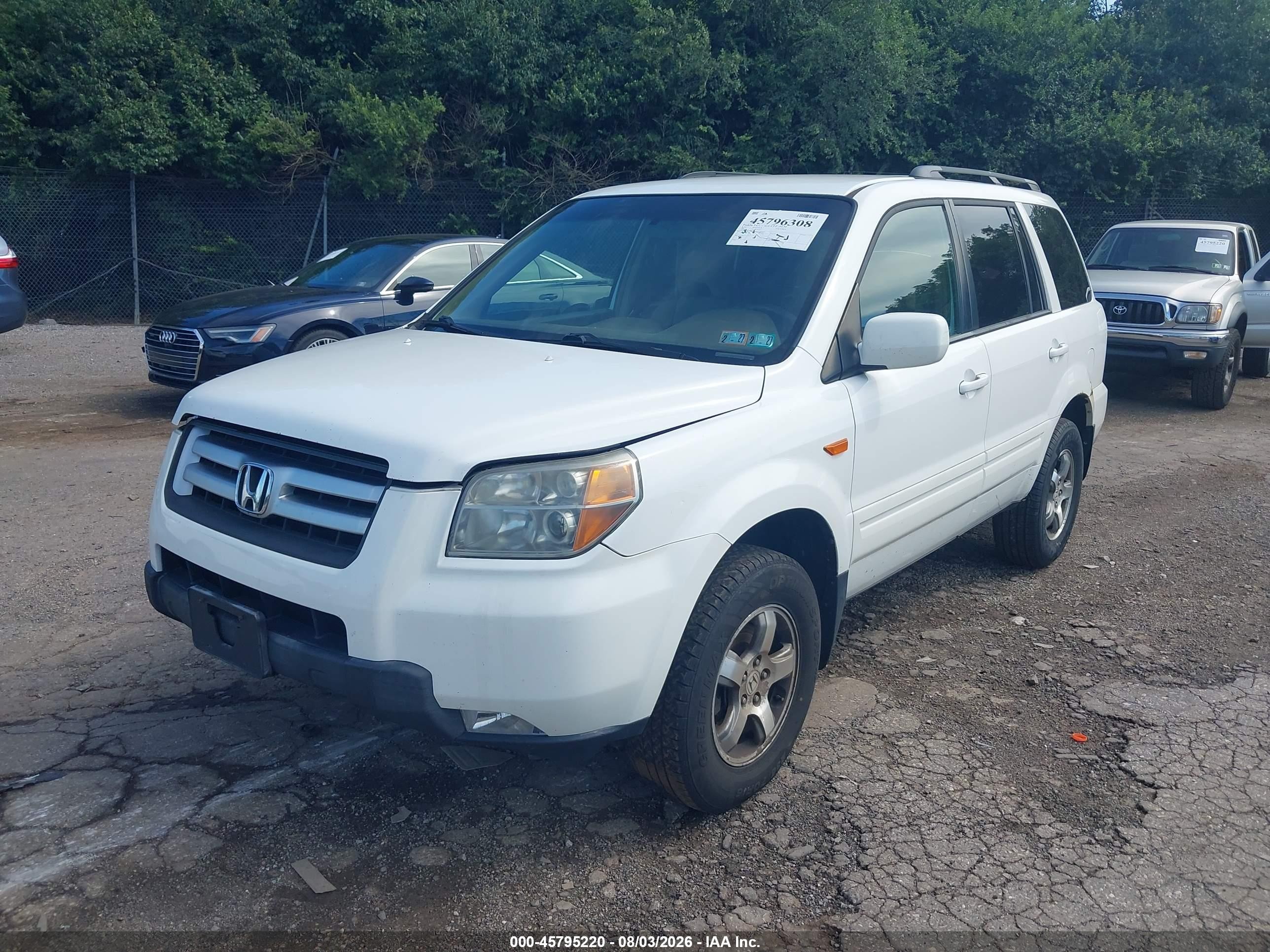2007 Honda Pilot Ex White vin: 2HKYF18417H518078
