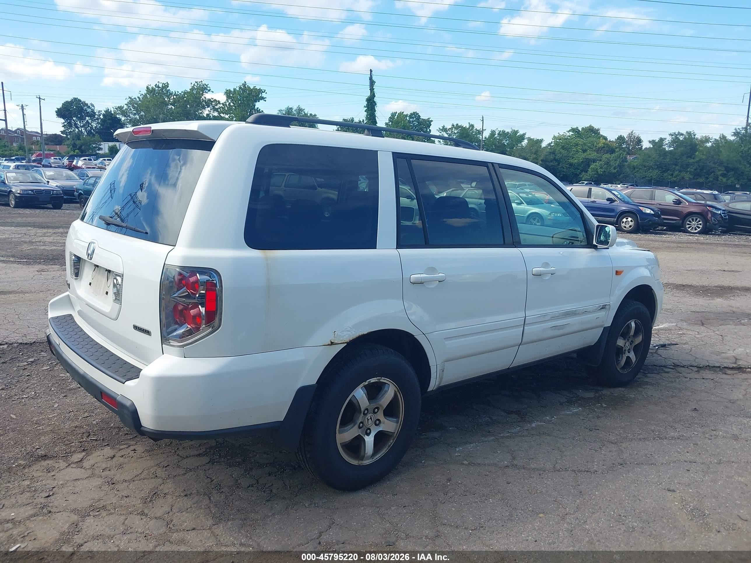 2007 Honda Pilot Ex White vin: 2HKYF18417H518078