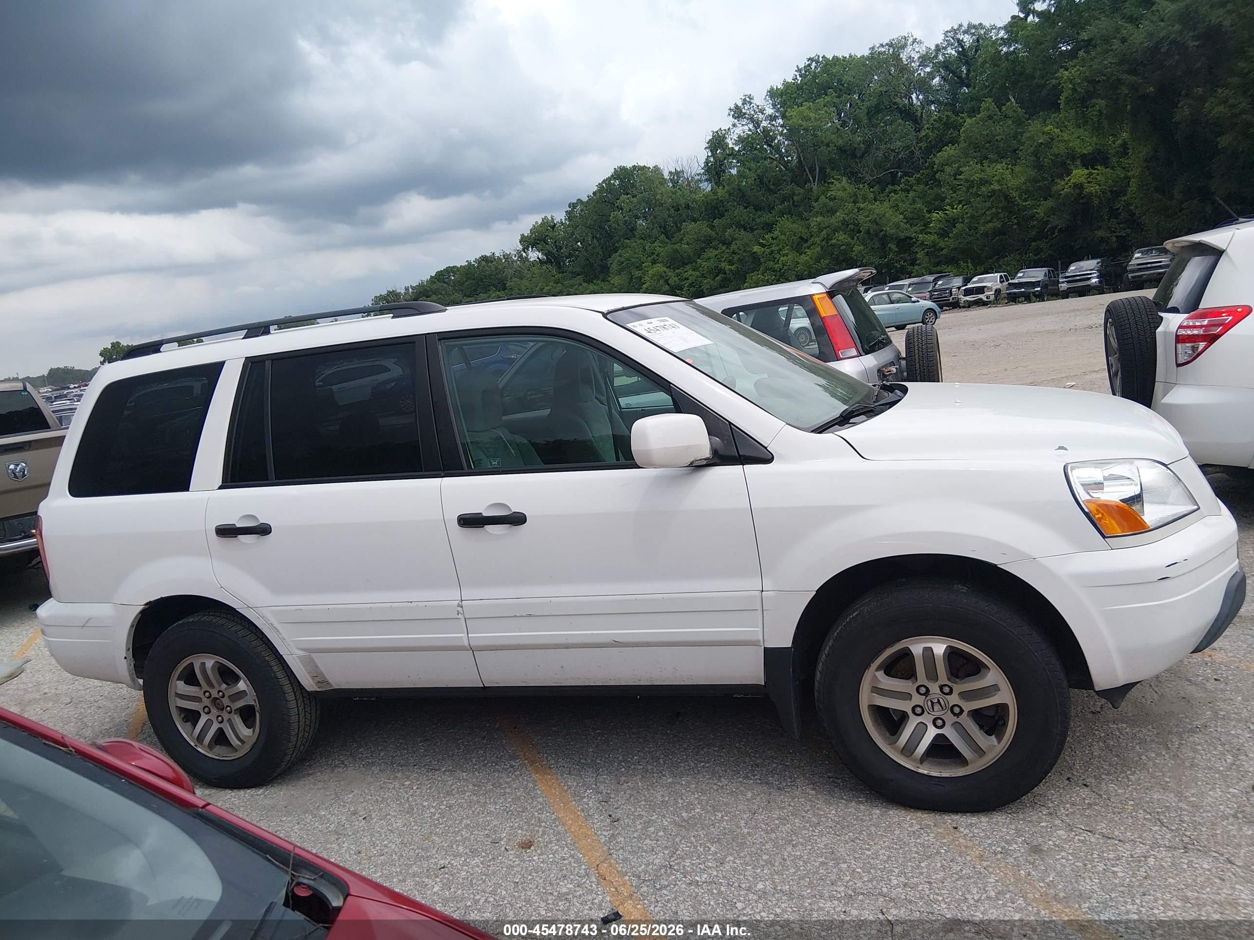 2003 Honda Pilot Ex White vin: 2HKYF18423H573035