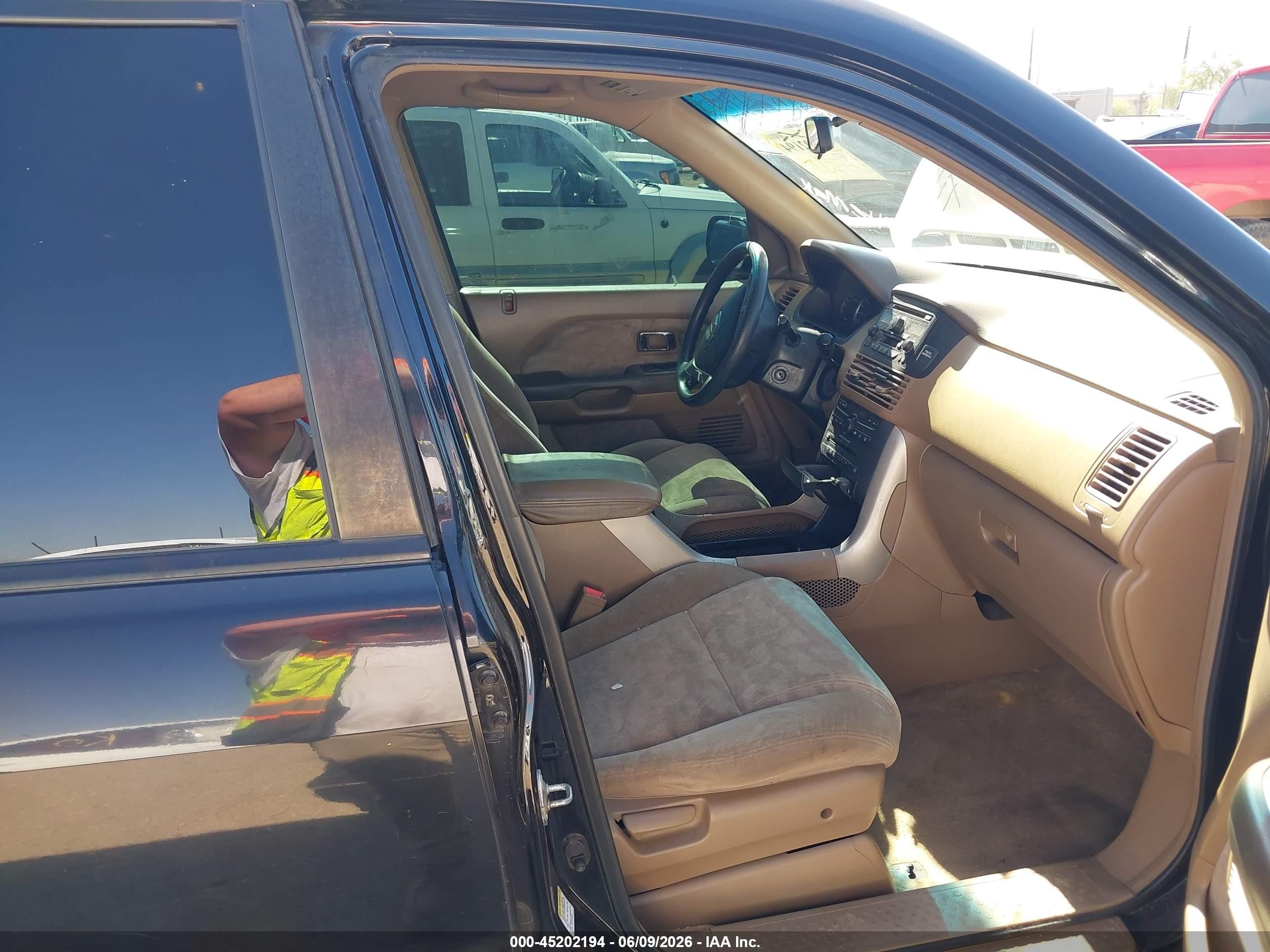 2005 Honda Pilot Ex Черный vin: 2HKYF18435H511601