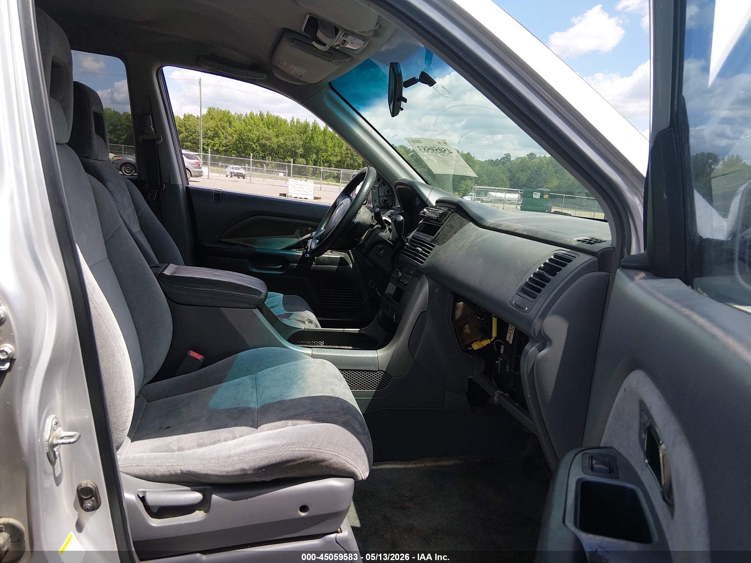2004 Honda Pilot Ex Silver vin: 2HKYF18444H553063