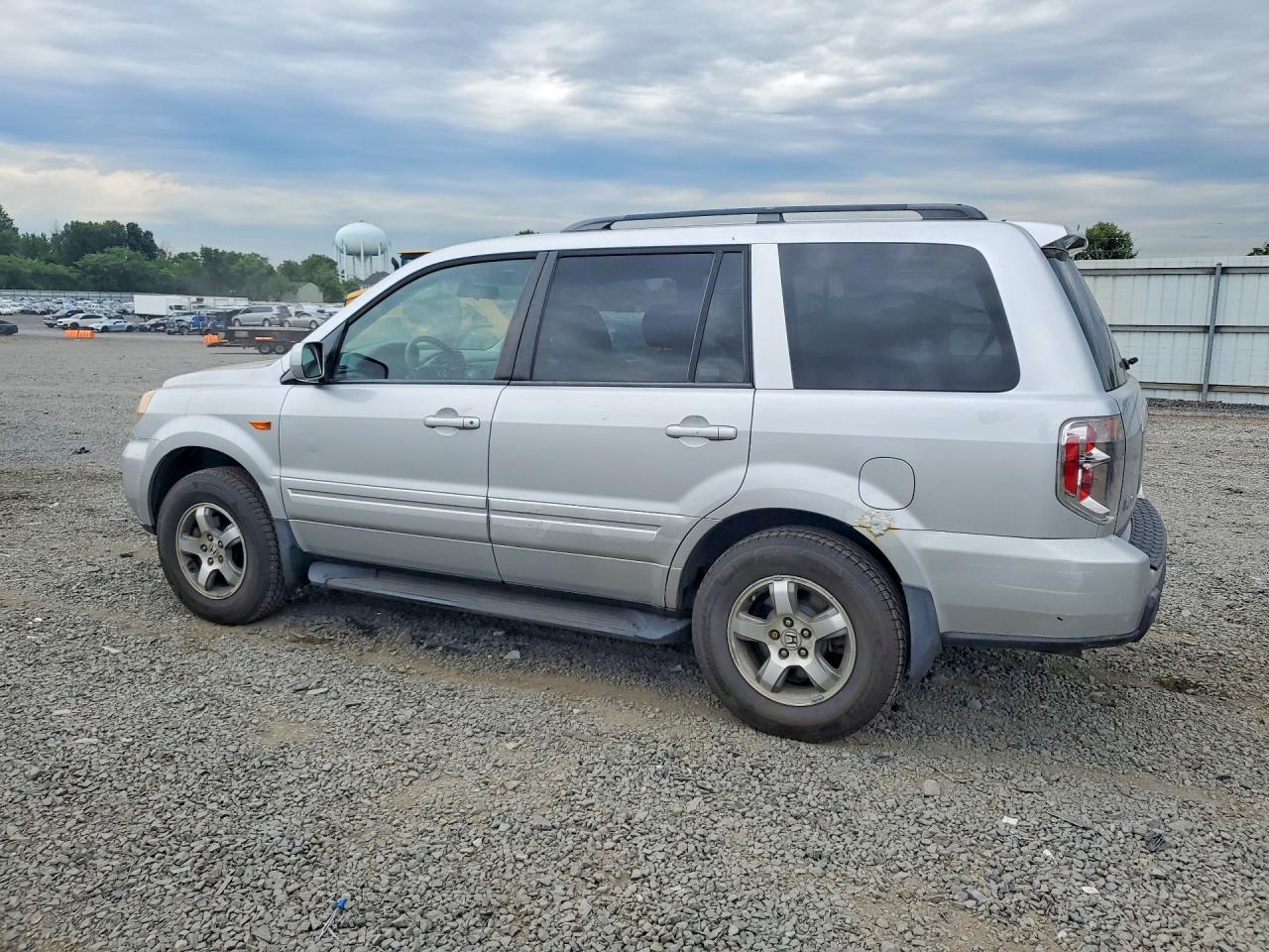 2006 Honda Pilot Ex Silver vin: 2HKYF18446H546696
