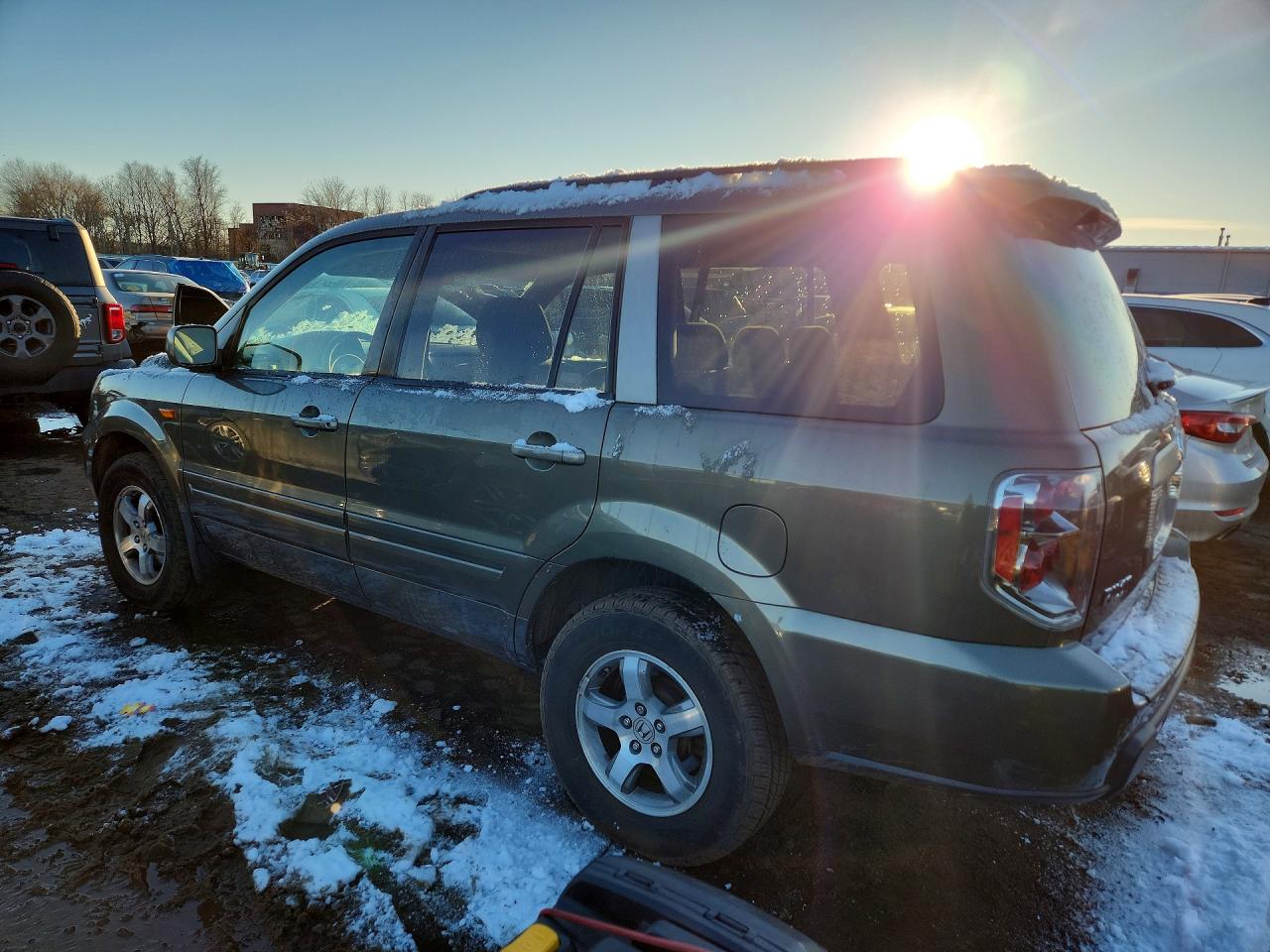 2007 Honda Pilot Ex Silver vin: 2HKYF18447H511657