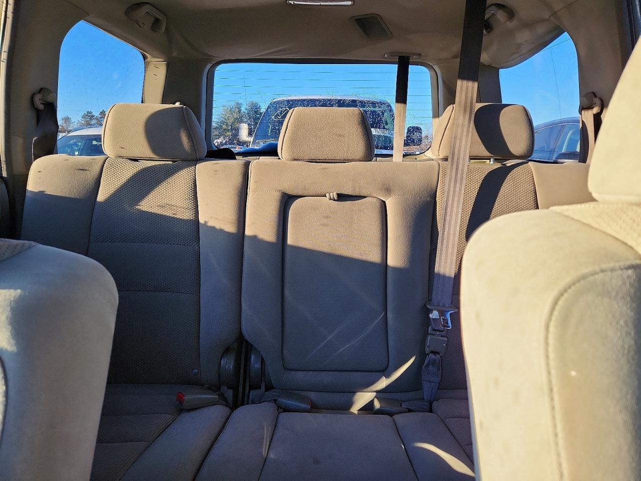 2007 Honda Pilot Ex Silver vin: 2HKYF18447H511657