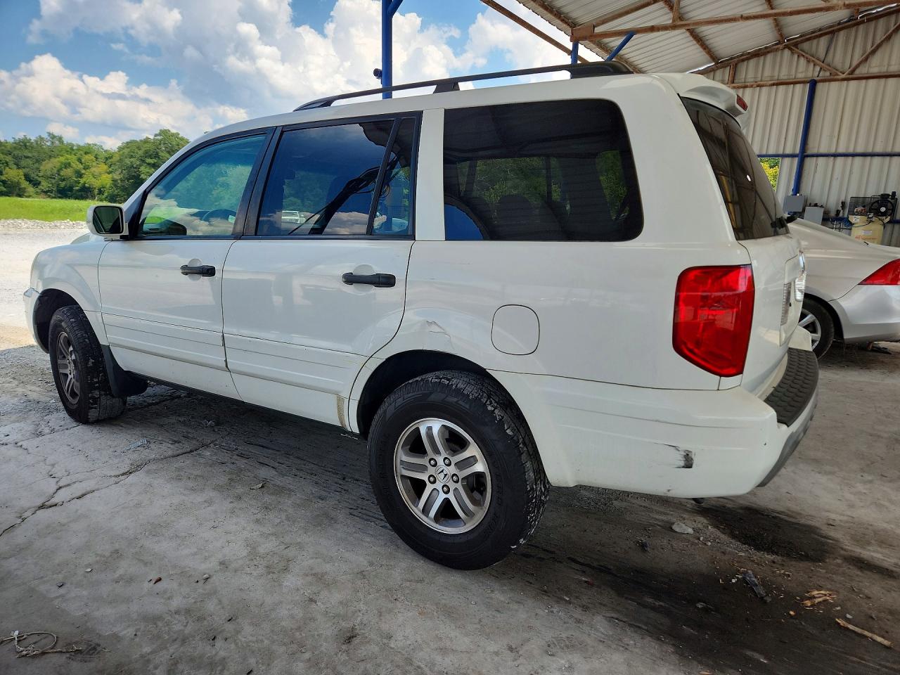 2004 Honda Pilot Ex White vin: 2HKYF18454H541844