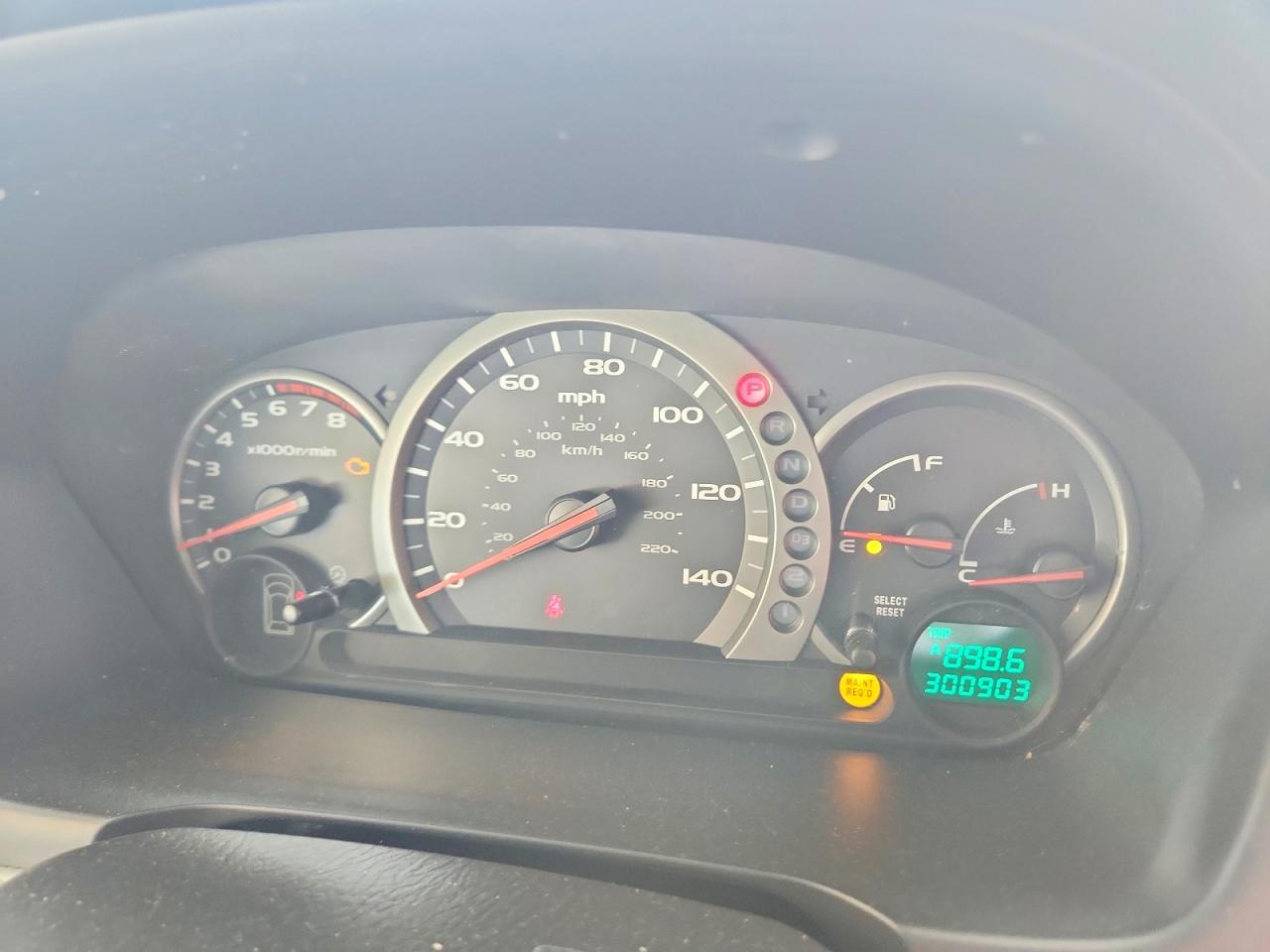 2004 Honda Pilot Ex White vin: 2HKYF18454H541844