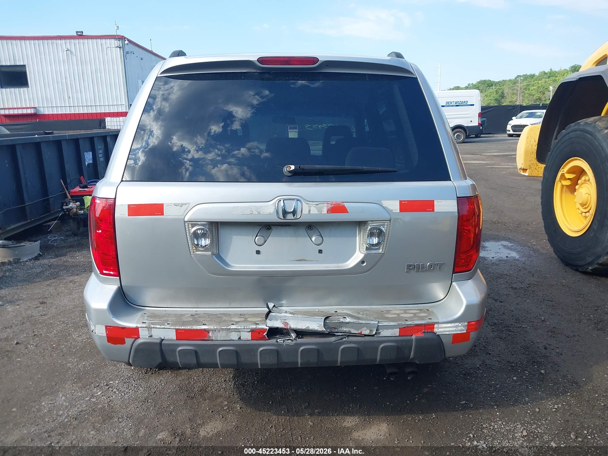 2004 Honda Pilot Ex Silver vin: 2HKYF18454H624044
