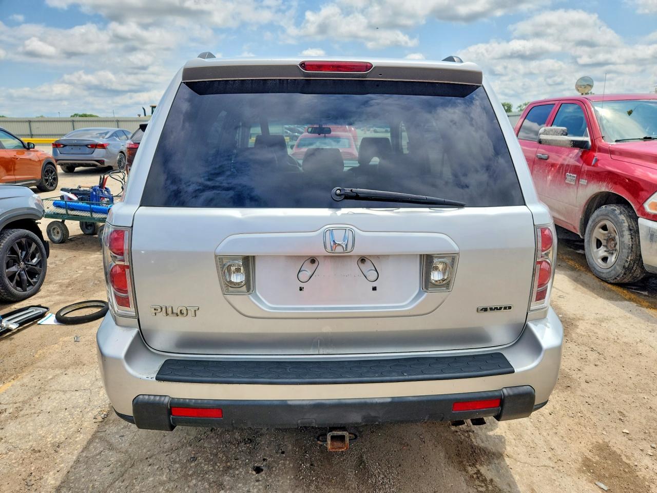 2006 Honda Pilot Ex Silver vin: 2HKYF18466H506152