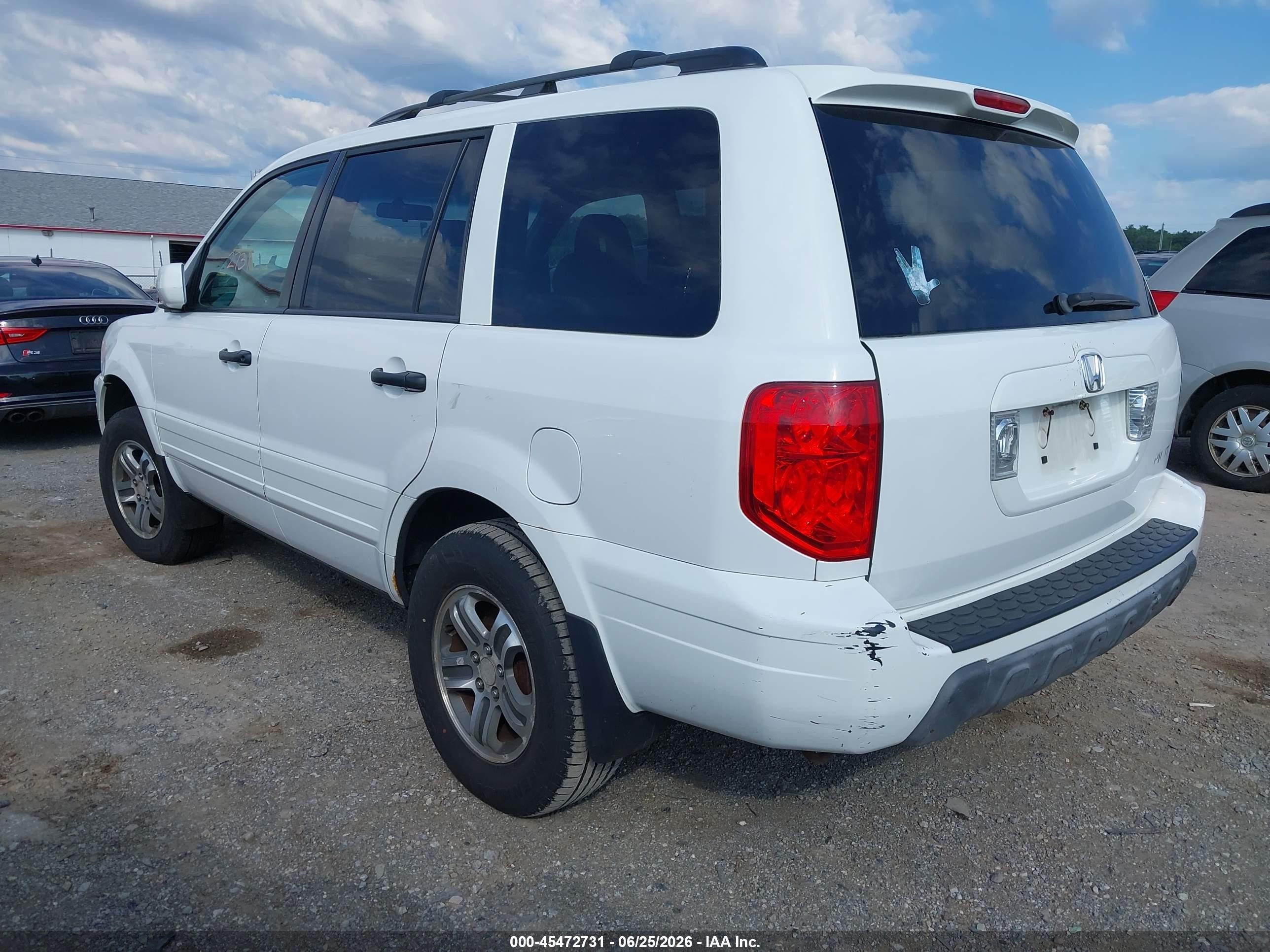 2004 Honda Pilot Ex White vin: 2HKYF18484H568083