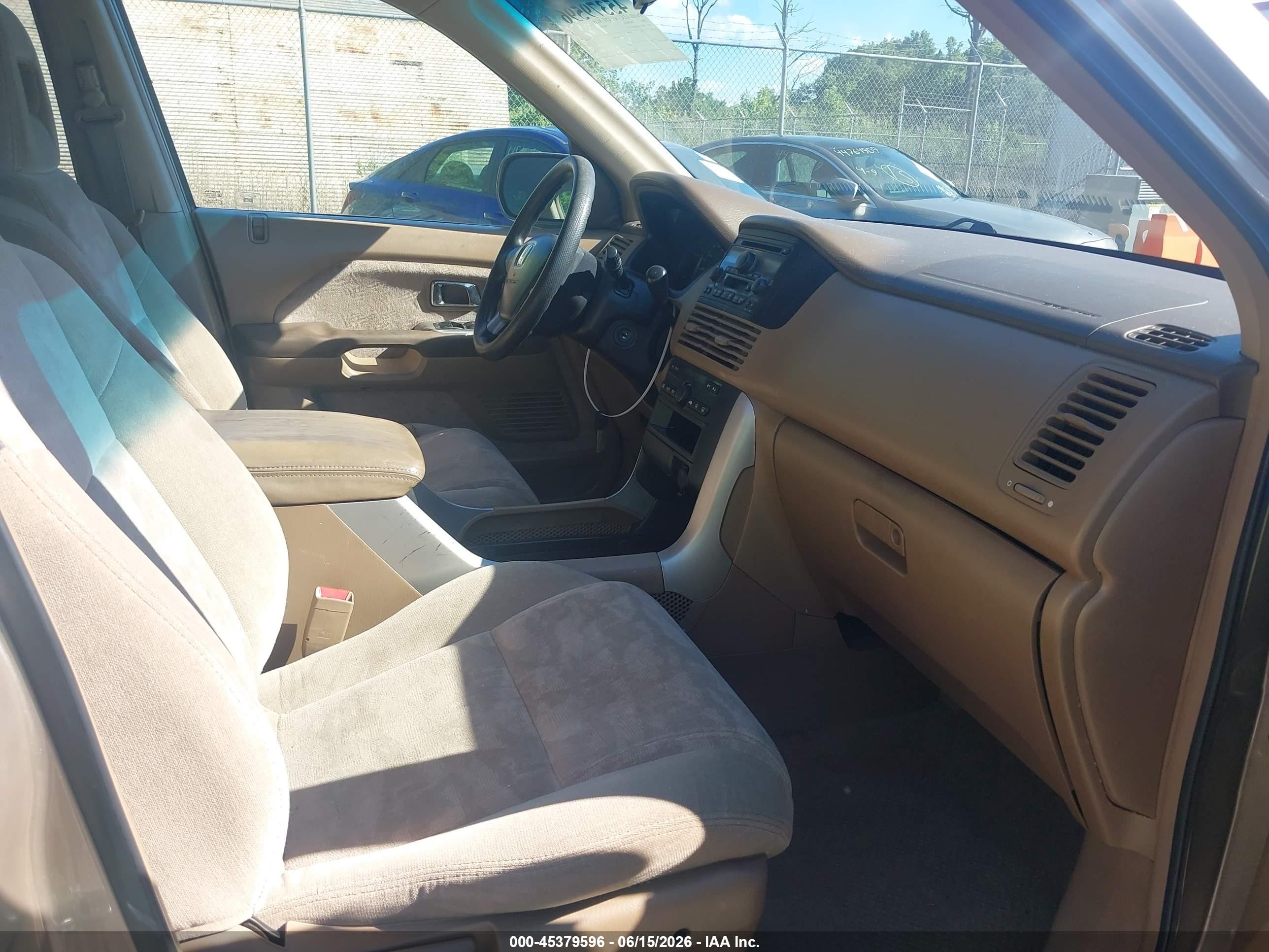 2004 Honda Pilot Ex Gold vin: 2HKYF18484H577527
