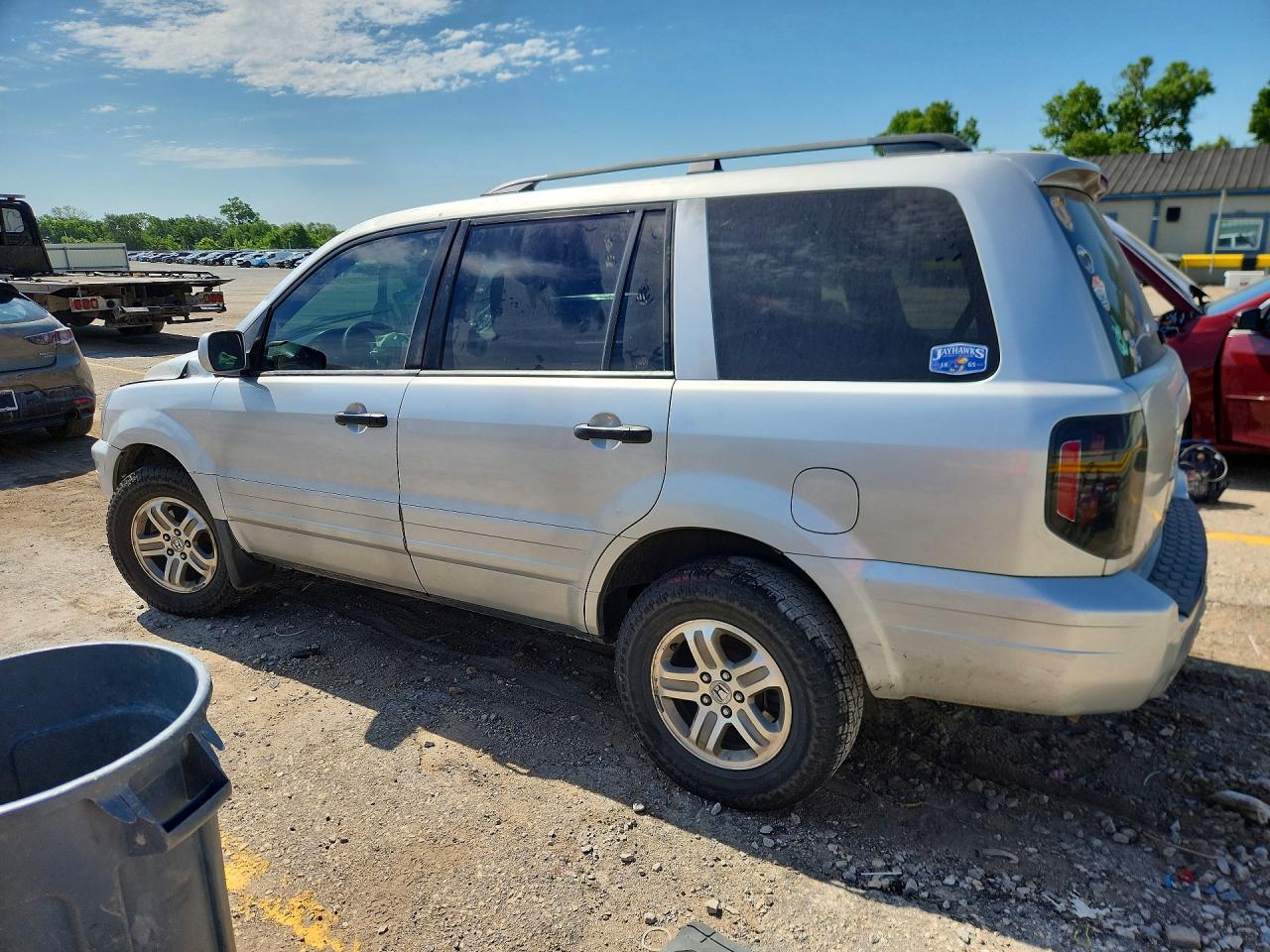 2003 Honda Pilot Silver vin: 2HKYF18493H583321