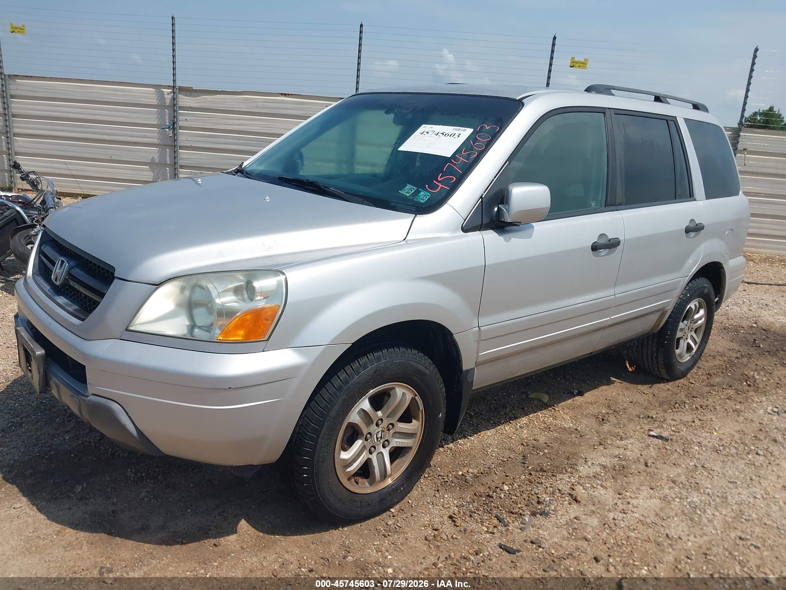 2004 Honda Pilot Ex White vin: 2HKYF184948596538