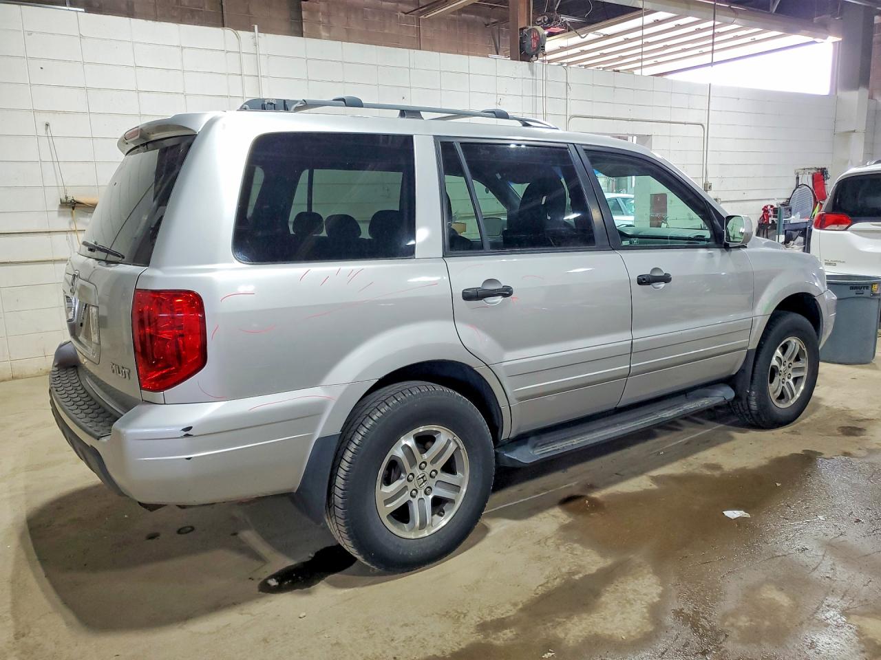 2005 Honda Pilot Ex Silver vin: 2HKYF18495H526149