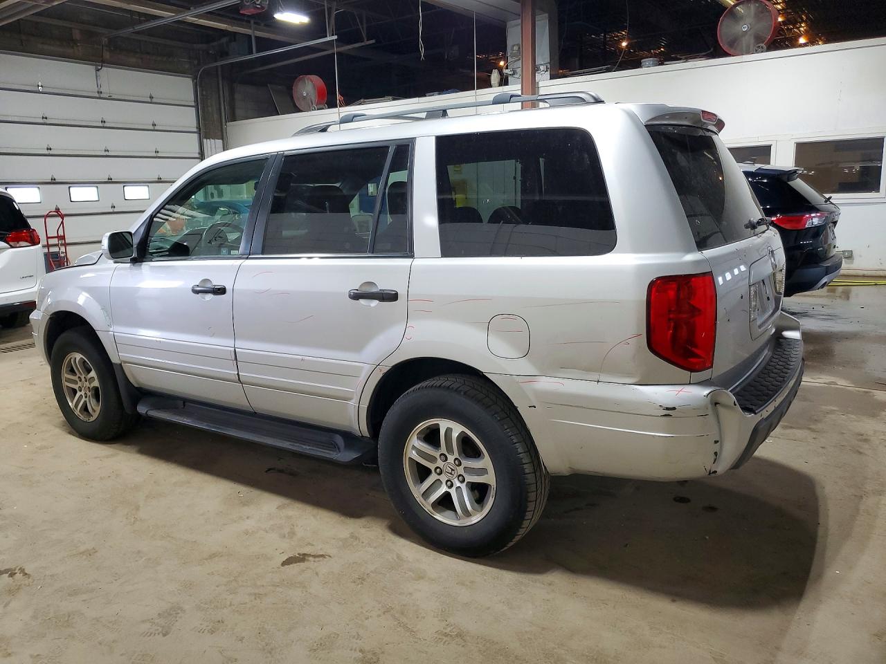 2005 Honda Pilot Ex Silver vin: 2HKYF18495H526149