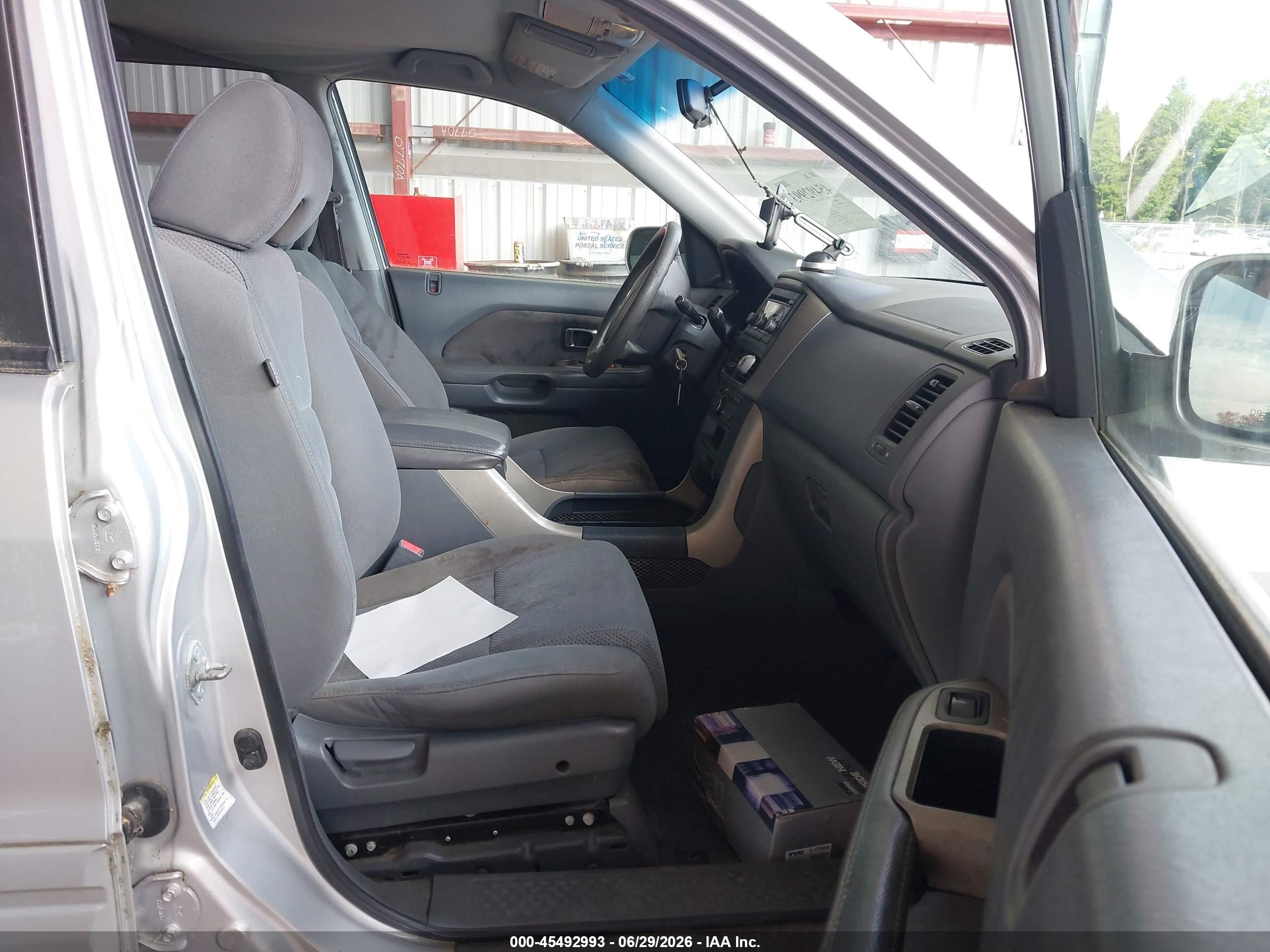 2006 Honda Pilot Ex Silver vin: 2HKYF184X6H515310