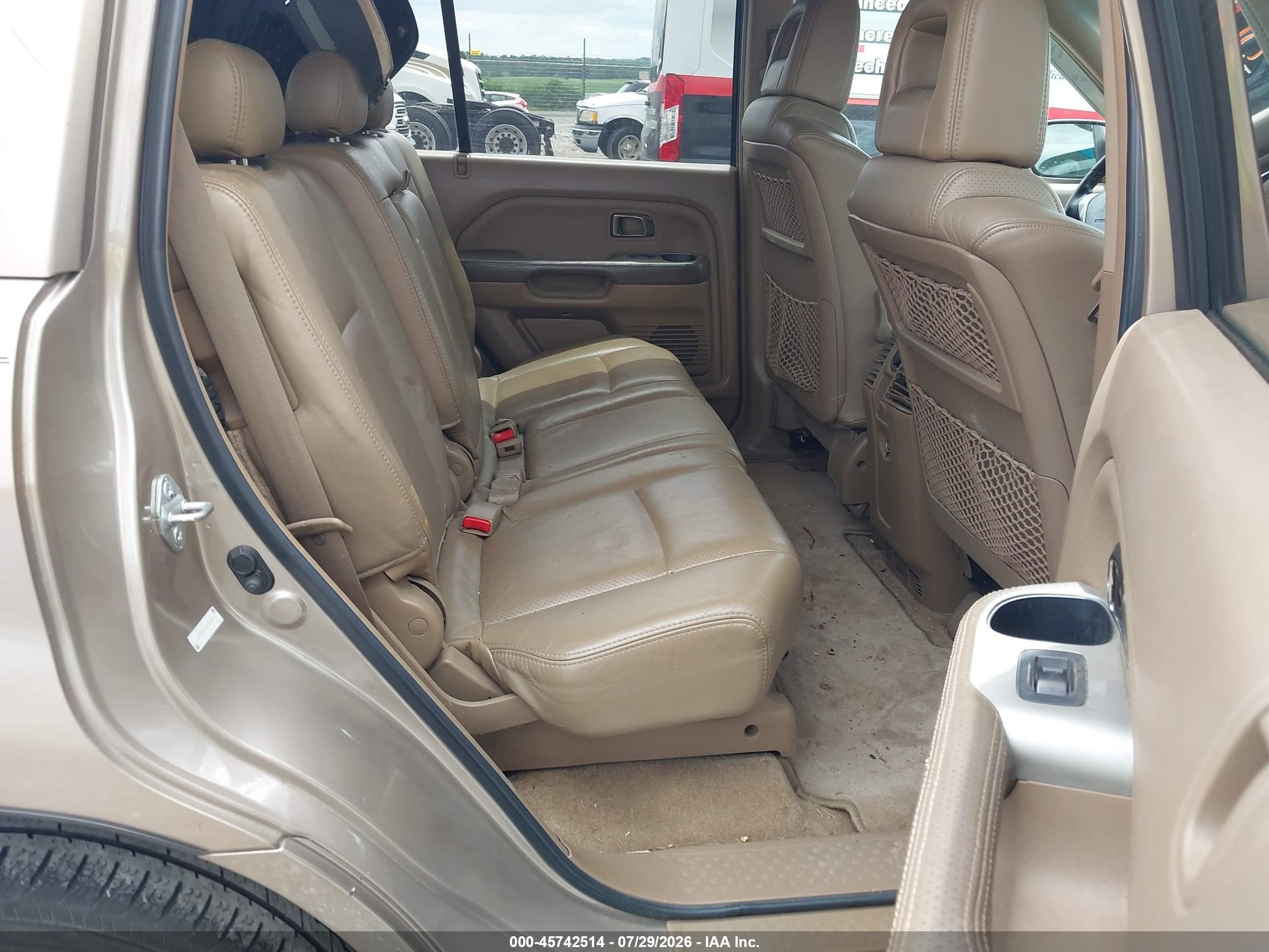 2004 Honda Pilot Ex-l Gold vin: 2HKYF18504H520439