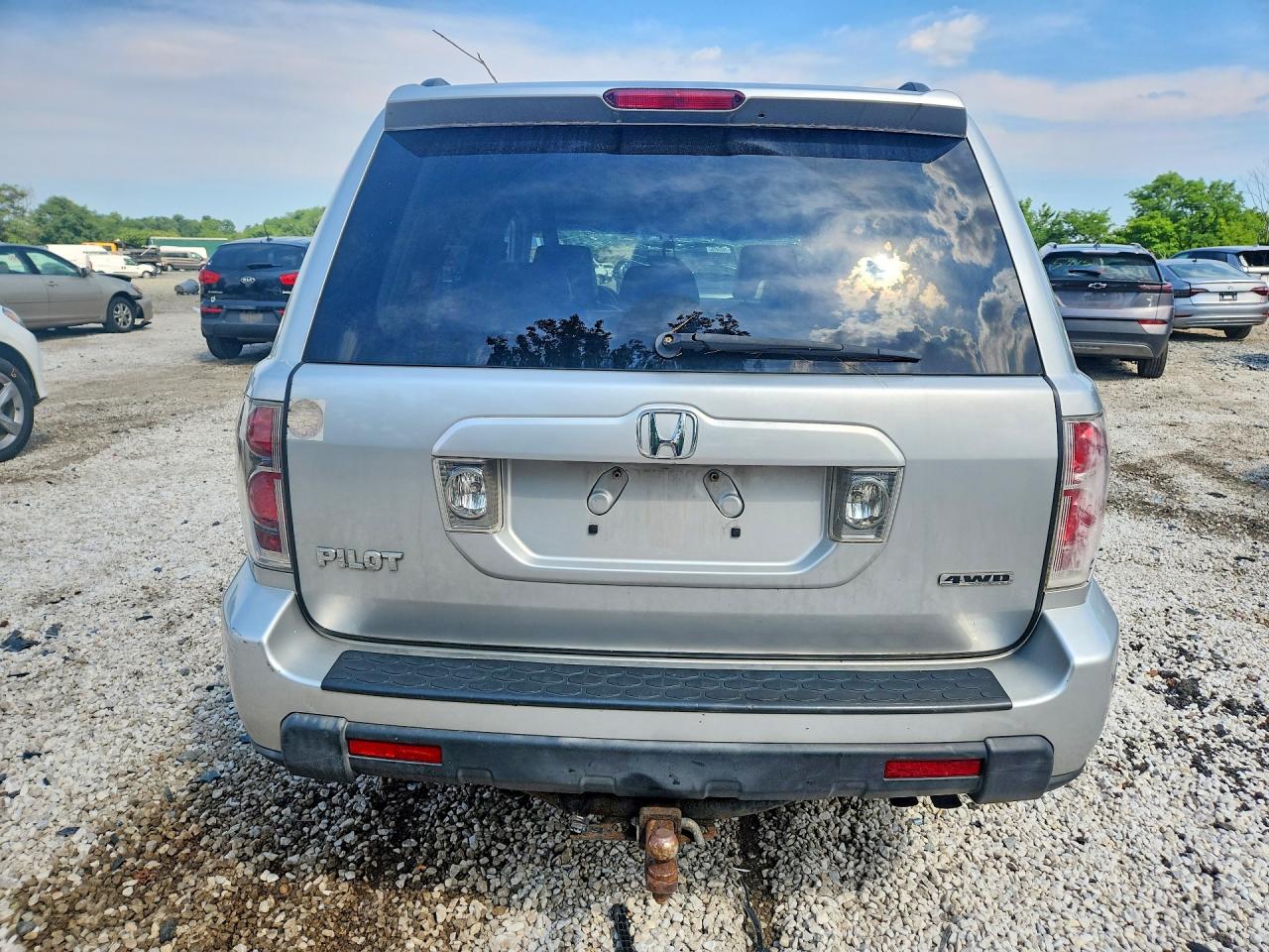 2006 Honda Pilot Ex Silver vin: 2HKYF18506H561639