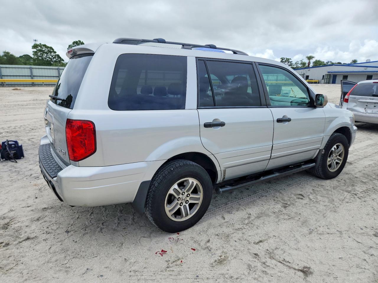 2004 Honda Pilot Exl Silver vin: 2HKYF18524H521124