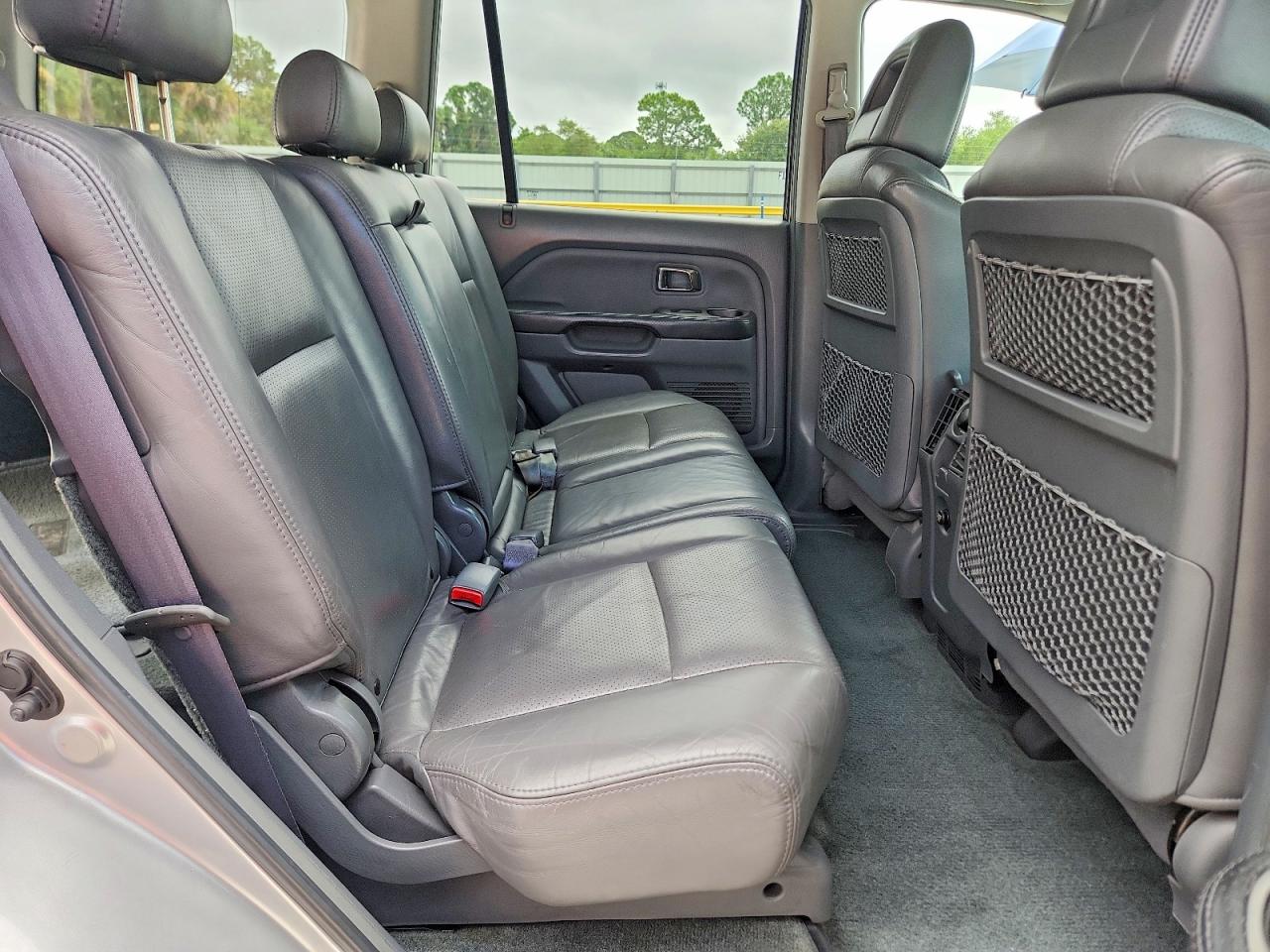 2004 Honda Pilot Exl Silver vin: 2HKYF18524H521124