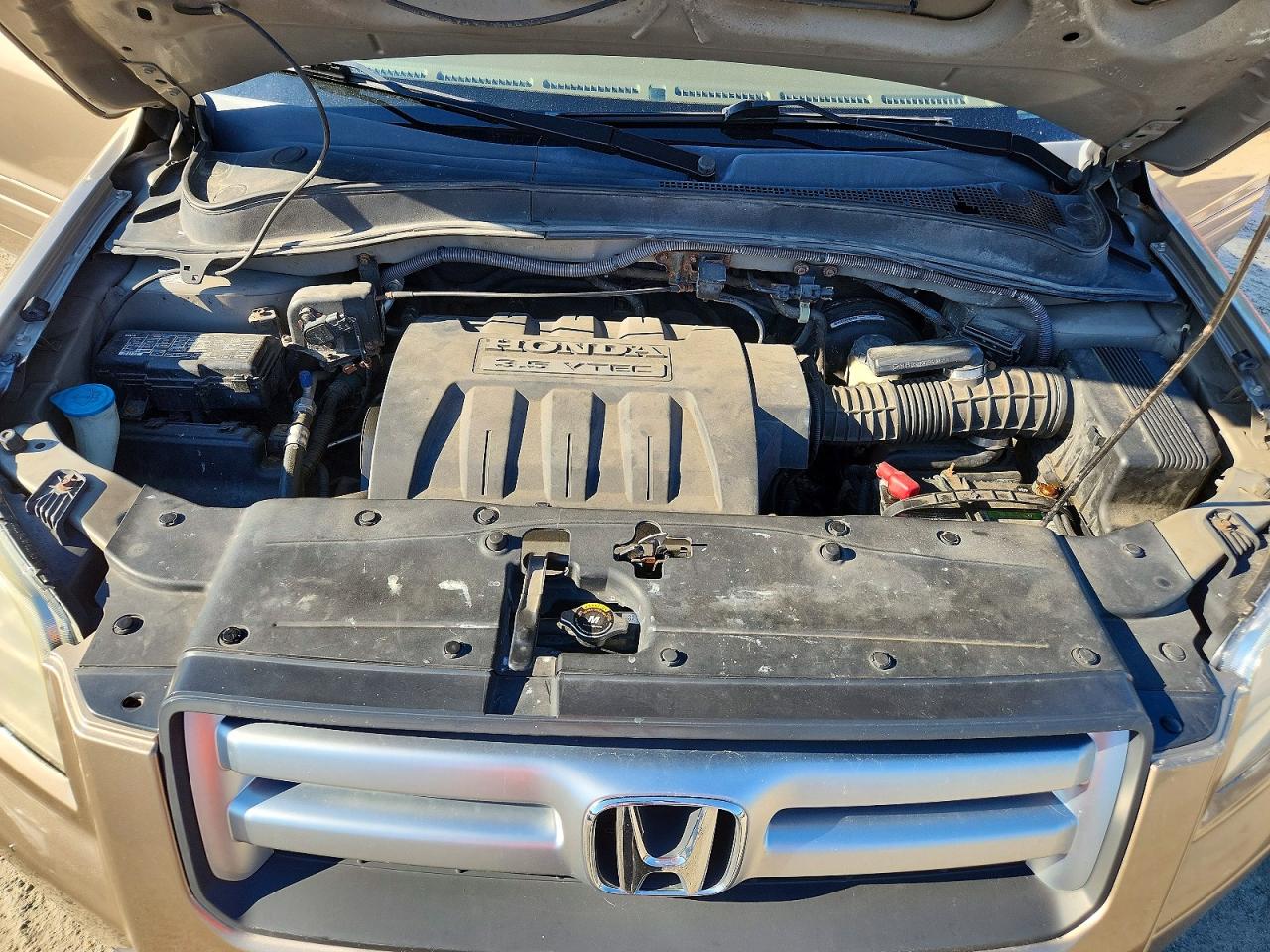 2006 Honda Pilot Ex Gold vin: 2HKYF18526H561805