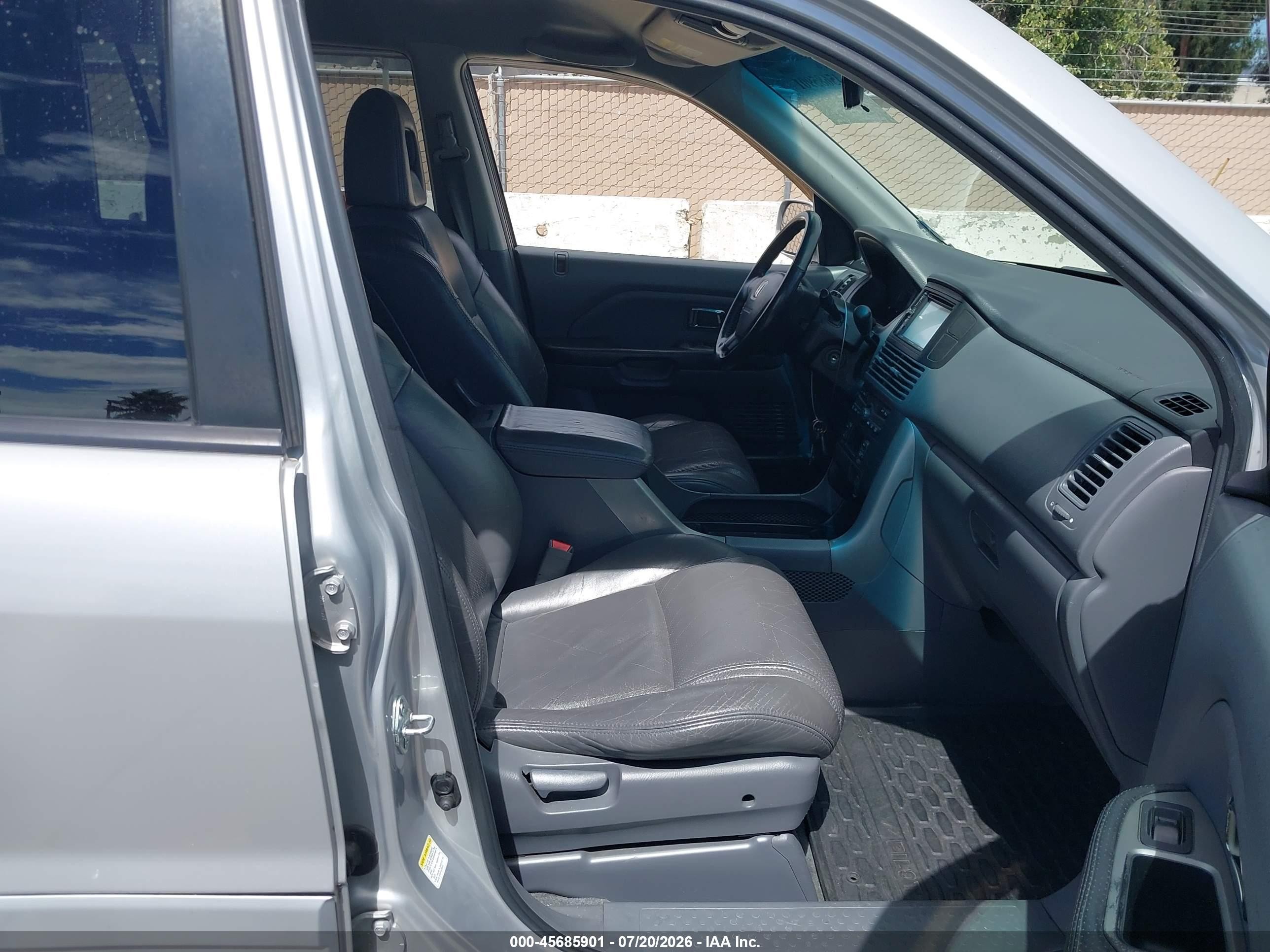 2004 Honda Pilot Ex-l Silver vin: 2HKYF18534H505918