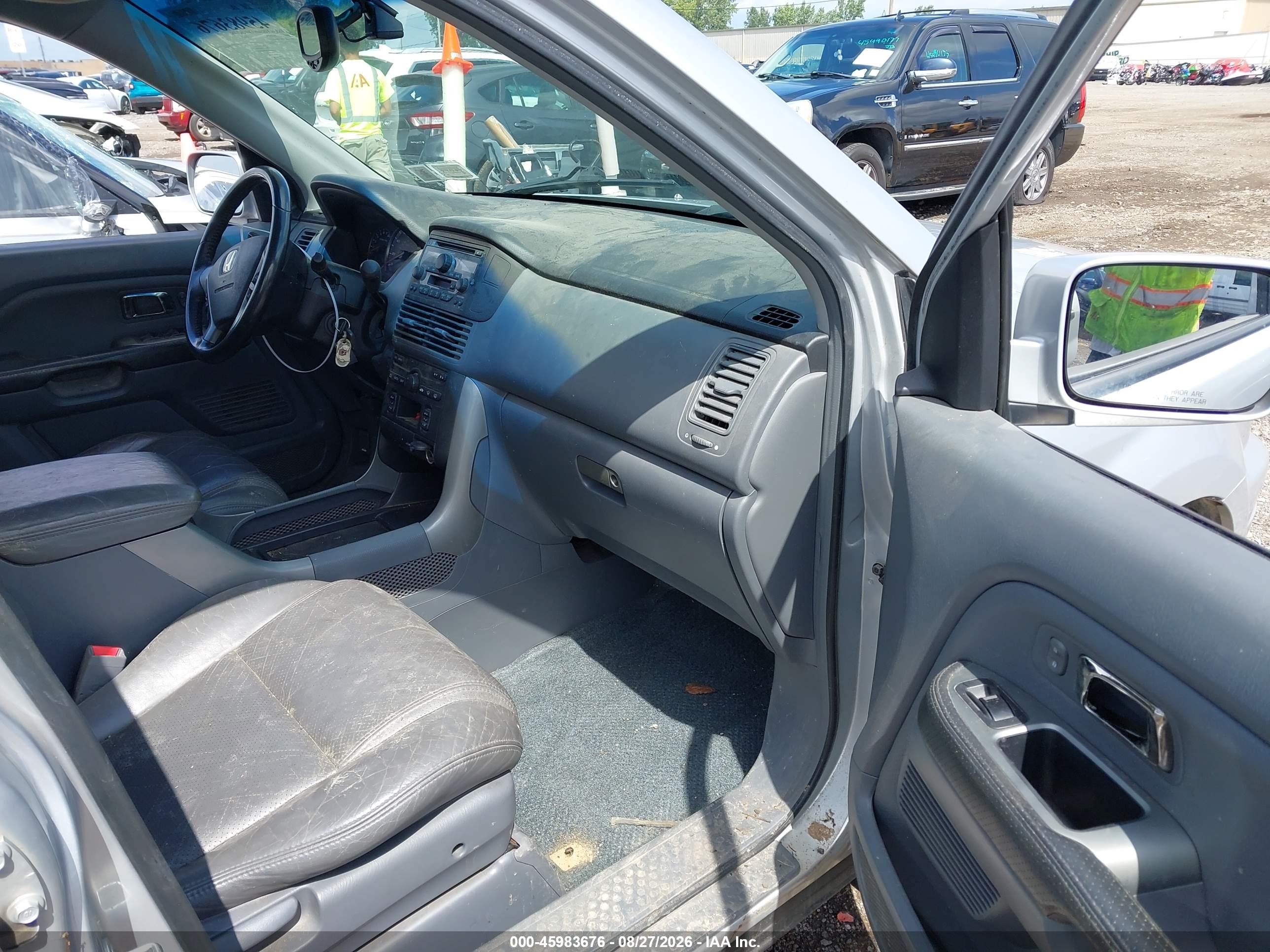 2004 Honda Pilot Ex-l Silver vin: 2HKYF18544H505927