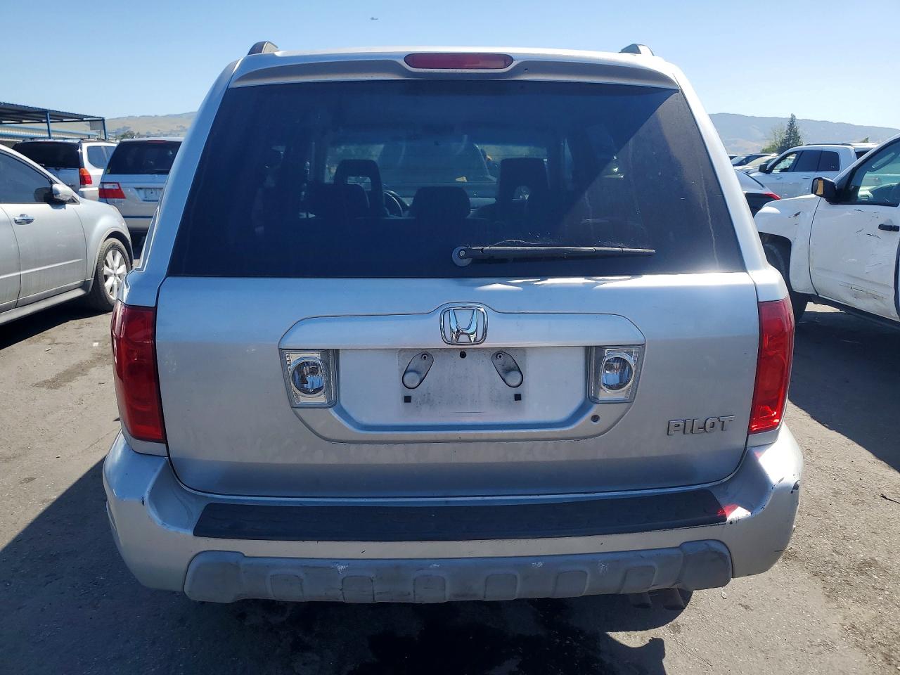 2004 Honda Pilot Exl Silver vin: 2HKYF18564H596263