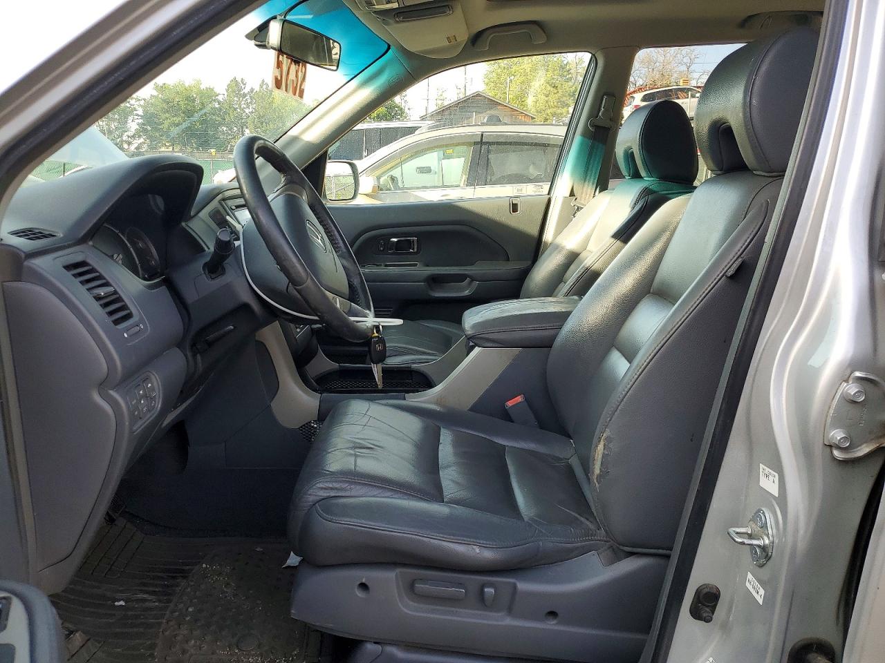2006 Honda Pilot Ex Silver vin: 2HKYF18576H500689
