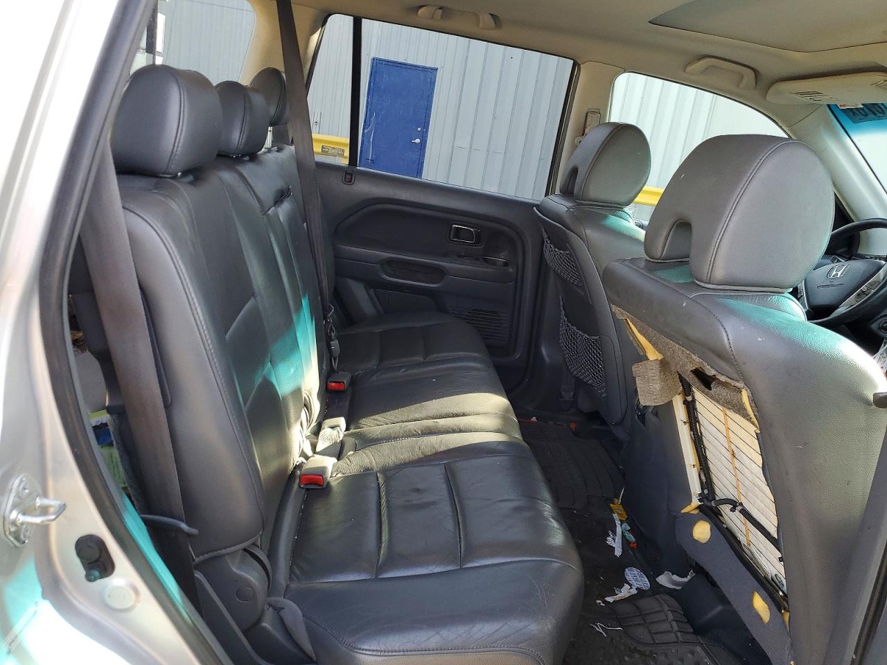 2006 Honda Pilot Ex Silver vin: 2HKYF18576H500689