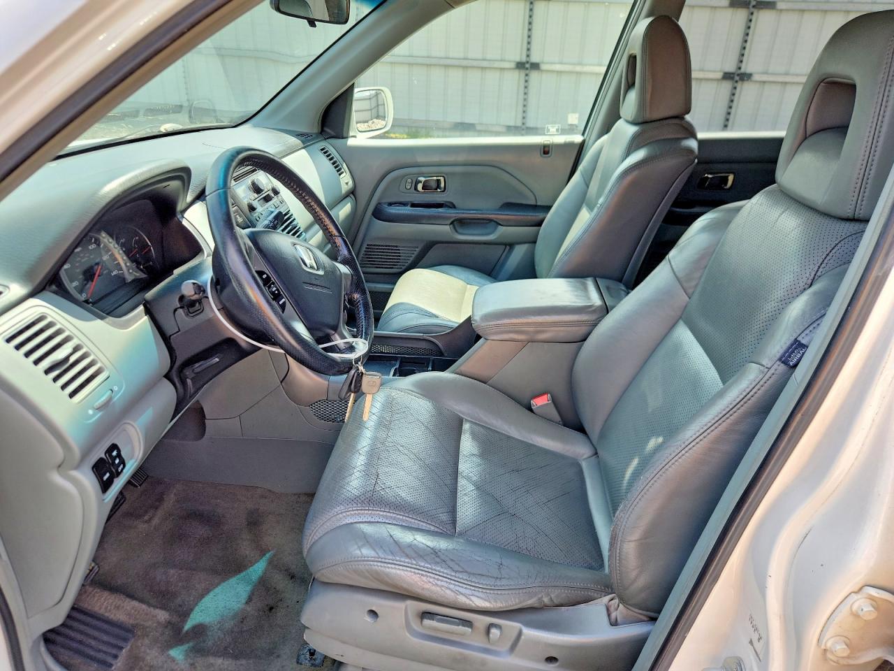 2003 Honda Pilot Exl White vin: 2HKYF18583H616589
