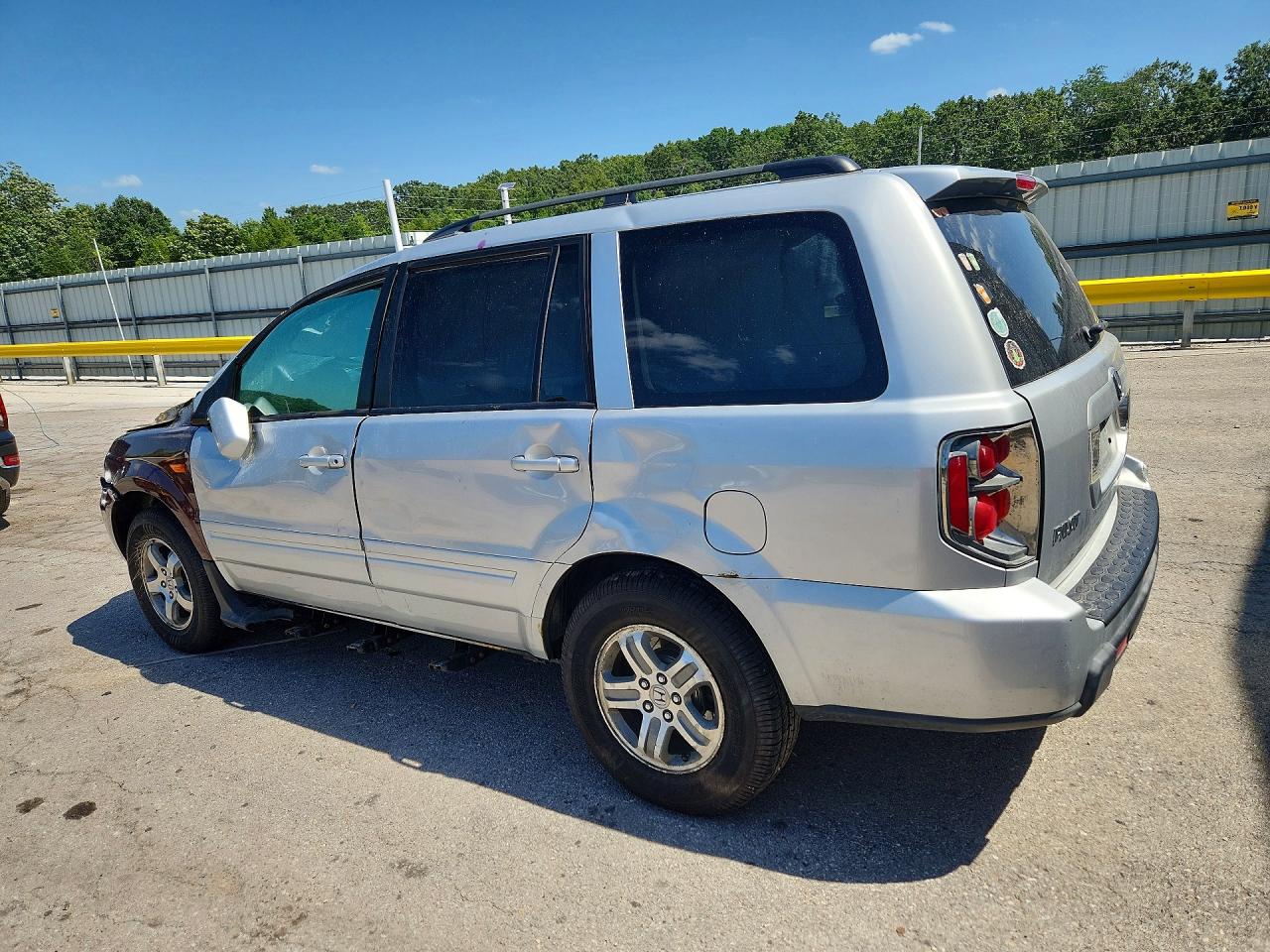 2006 Honda Pilot Ex Two Tone vin: 2HKYF18586H560092
