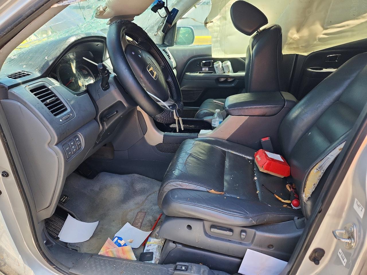 2006 Honda Pilot Ex Two Tone vin: 2HKYF18586H560092
