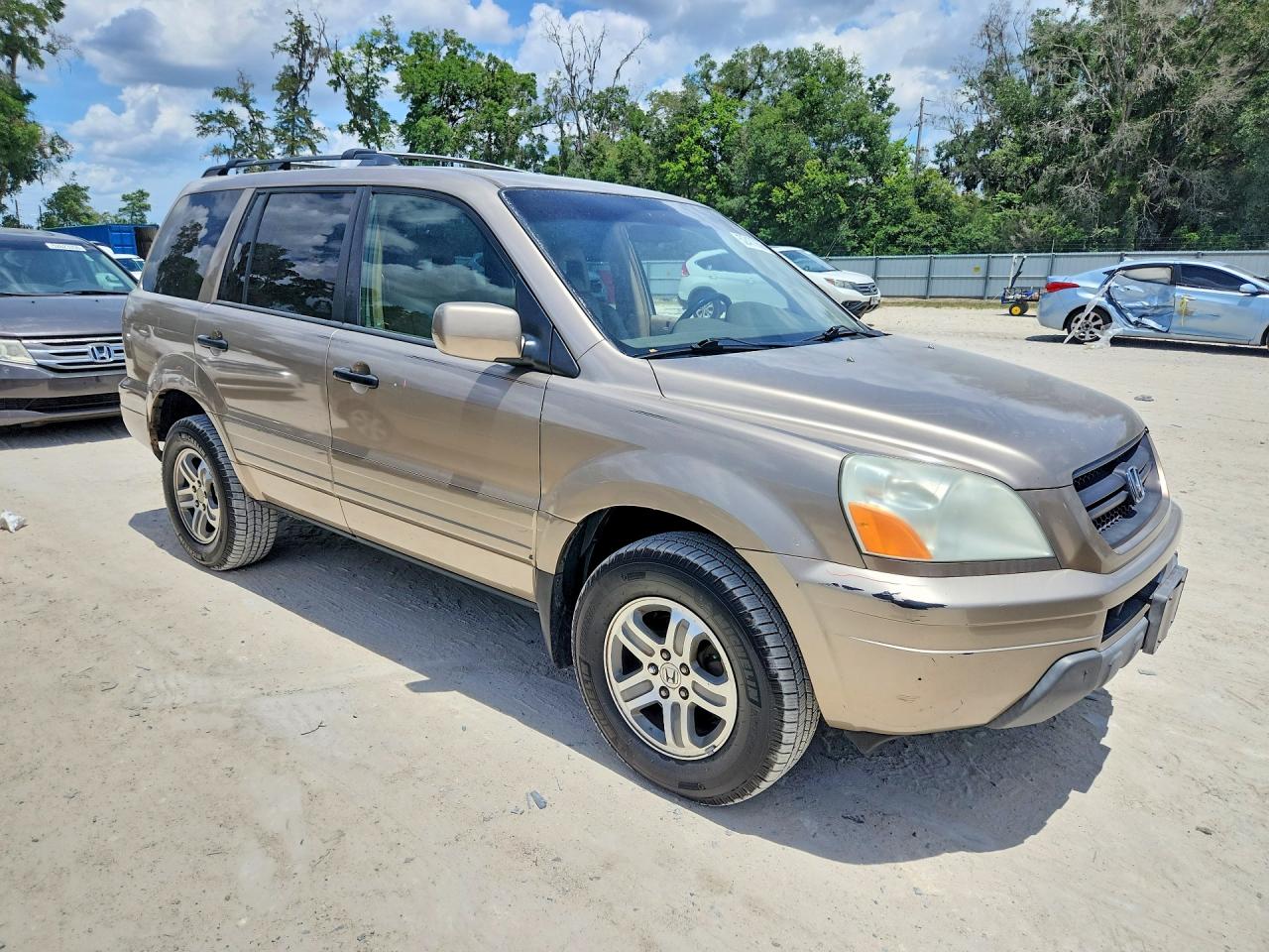 2004 Honda Pilot Cream vin: 2HKYF18594H594961