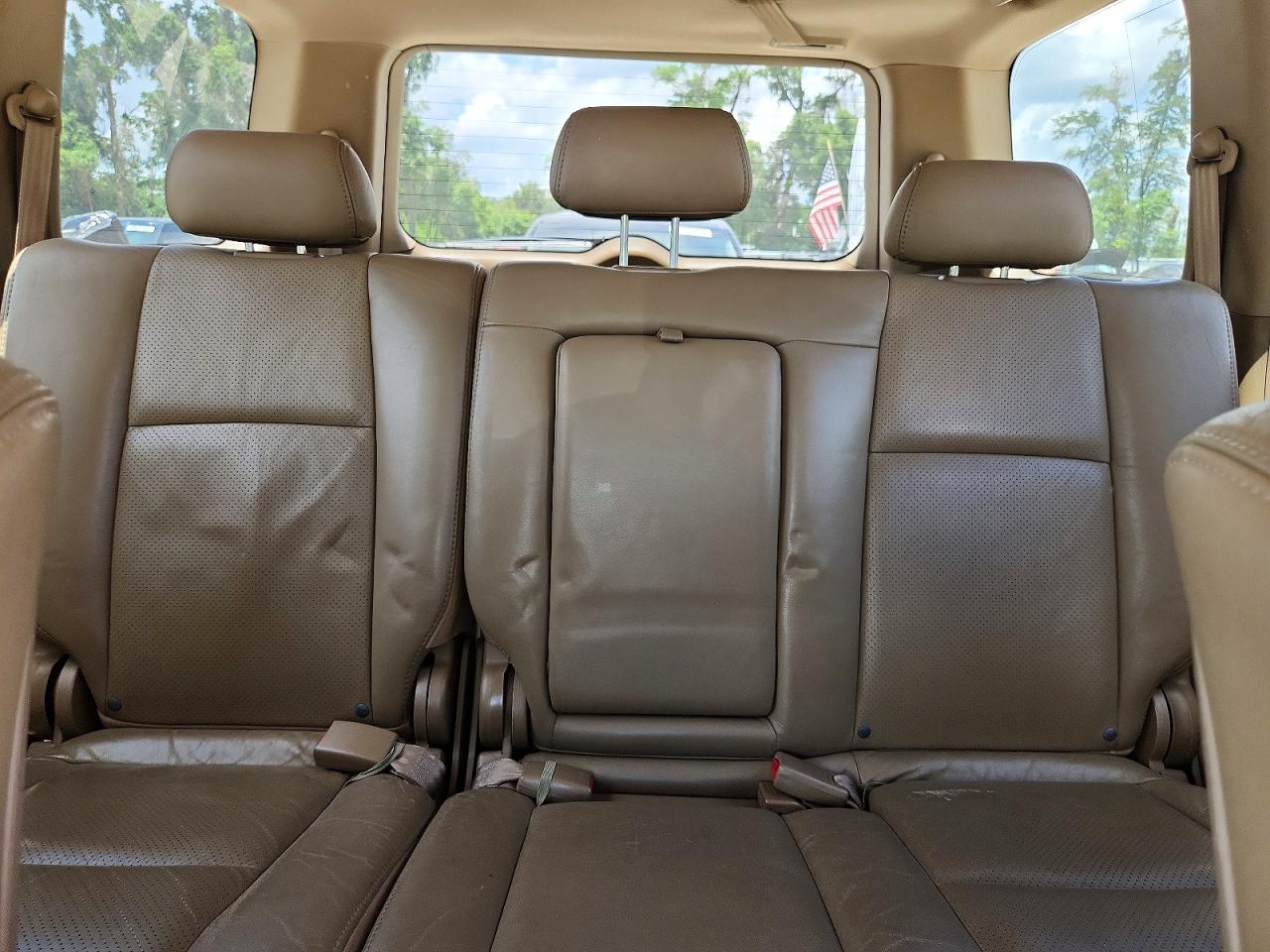 2004 Honda Pilot Cream vin: 2HKYF18594H594961