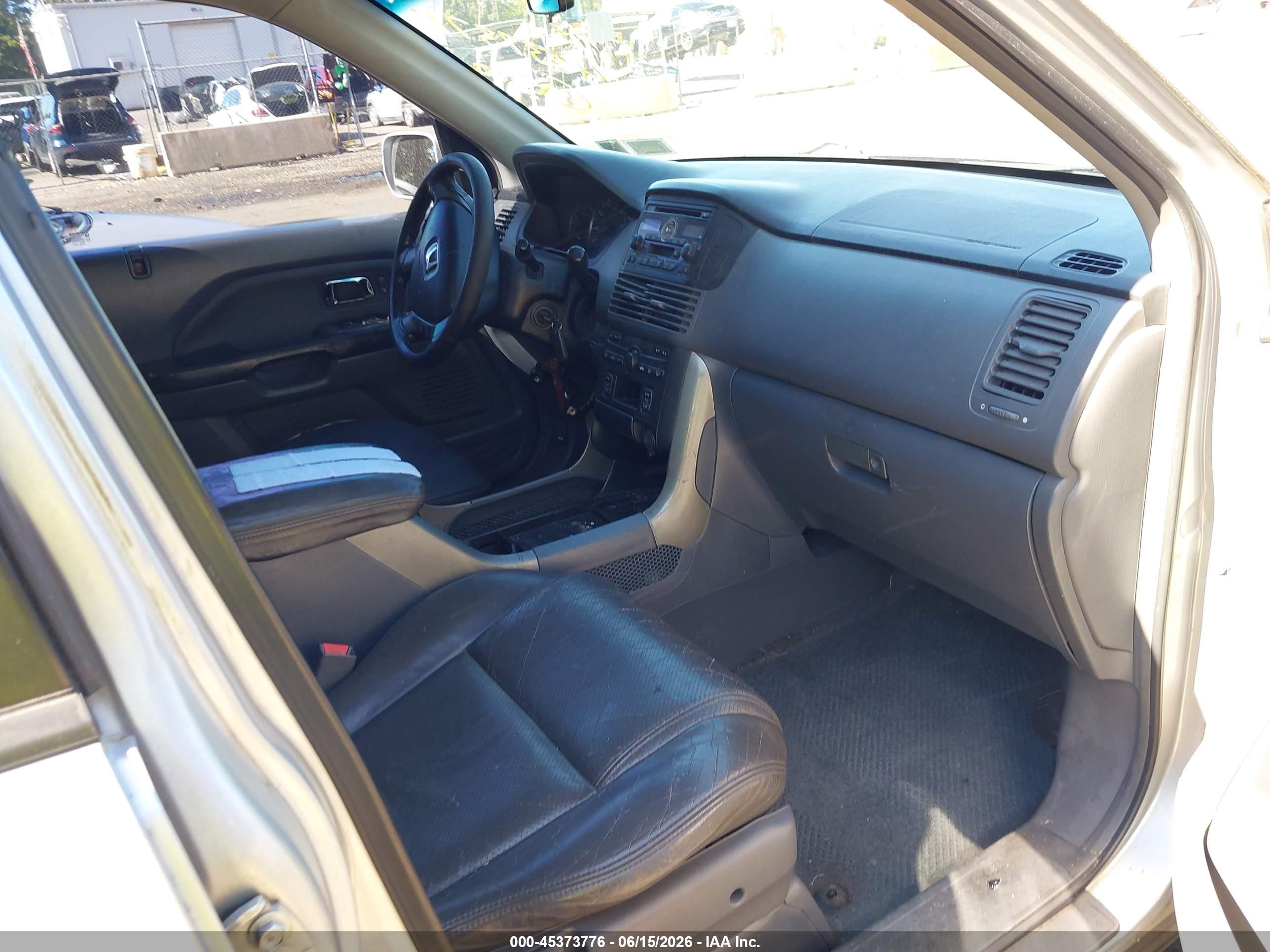 2004 Honda Pilot Ex-l Silver vin: 2HKYF185X4H571527