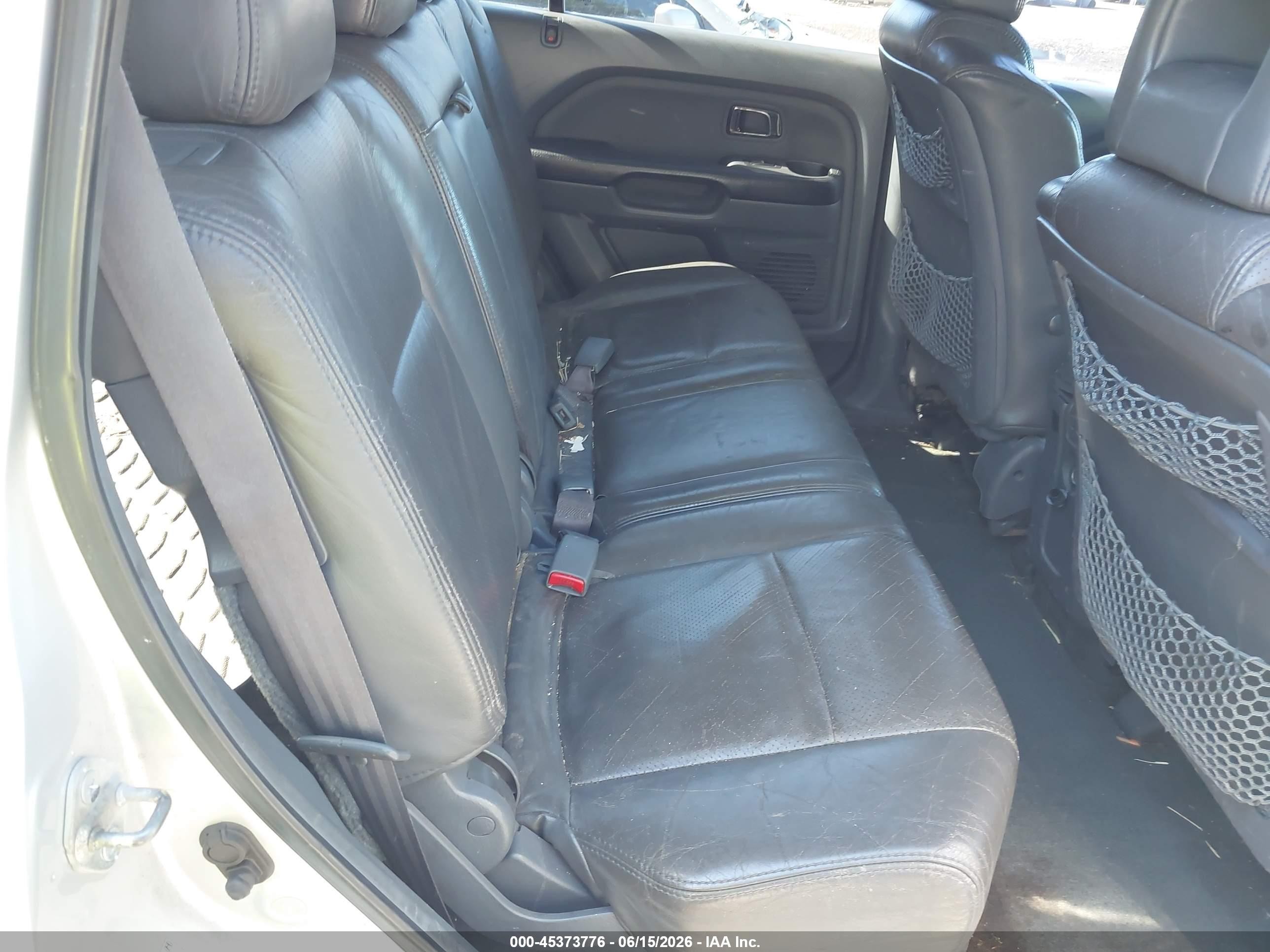 2004 Honda Pilot Ex-l Silver vin: 2HKYF185X4H571527