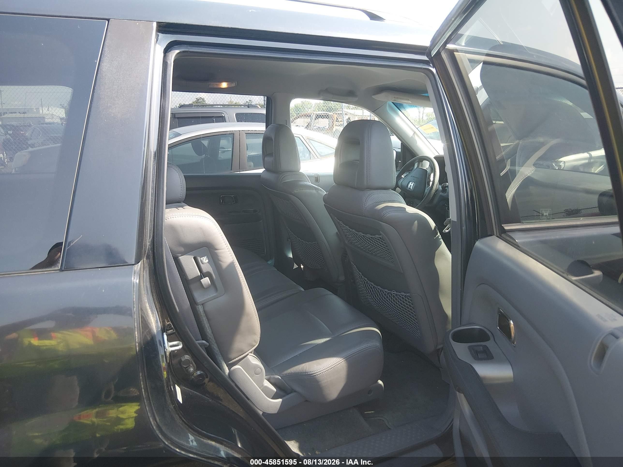2004 Honda Pilot Ex-l Black vin: 2HKYF185X4H591907